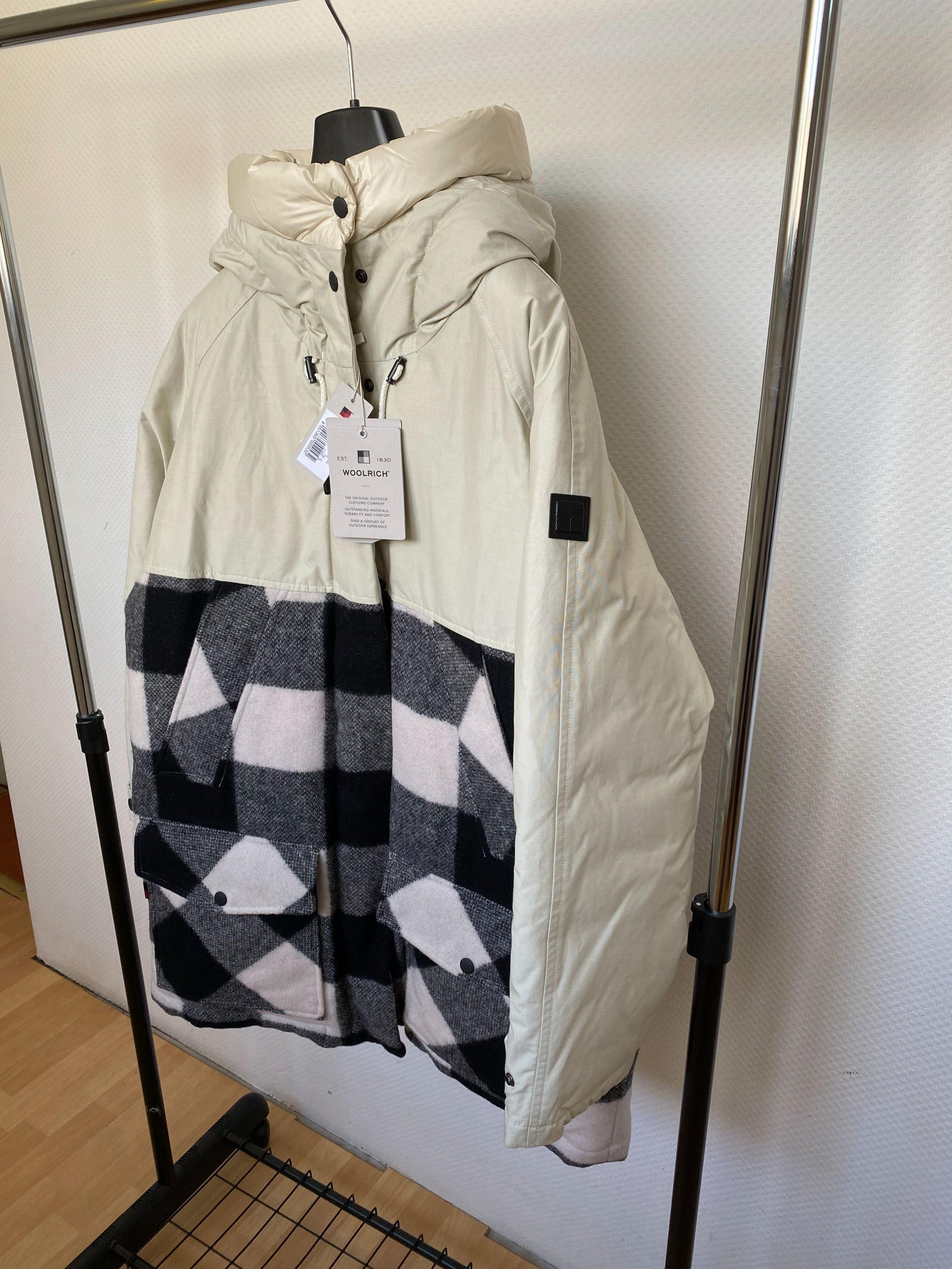 Buffalo Check Tundra Down Jacket