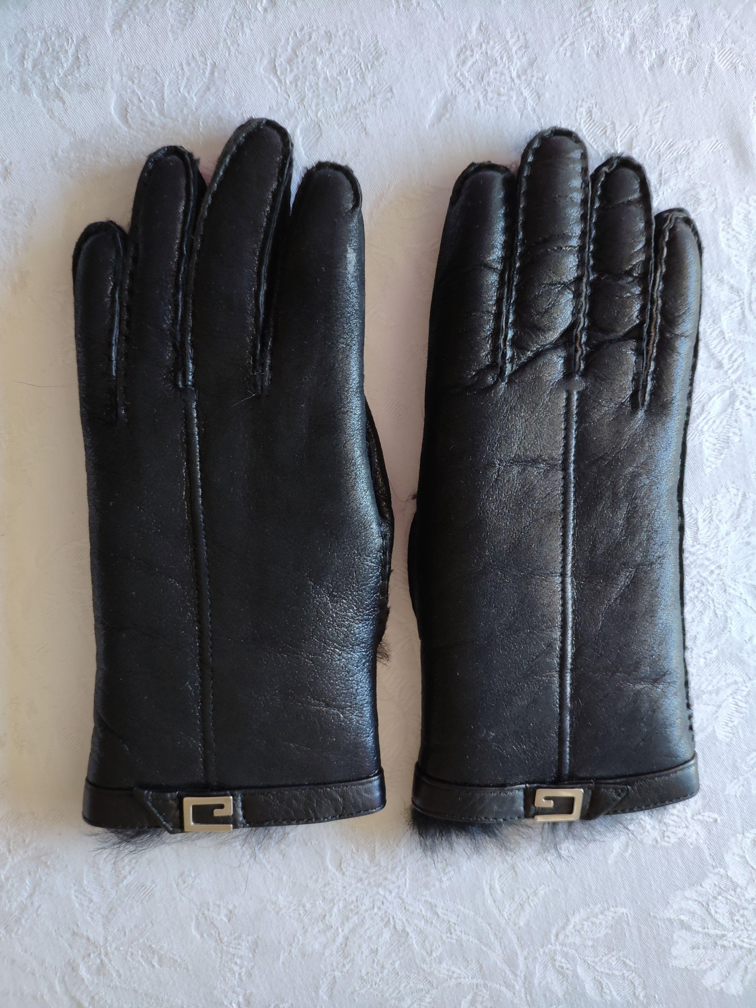 Black Shearling Lined Gloves