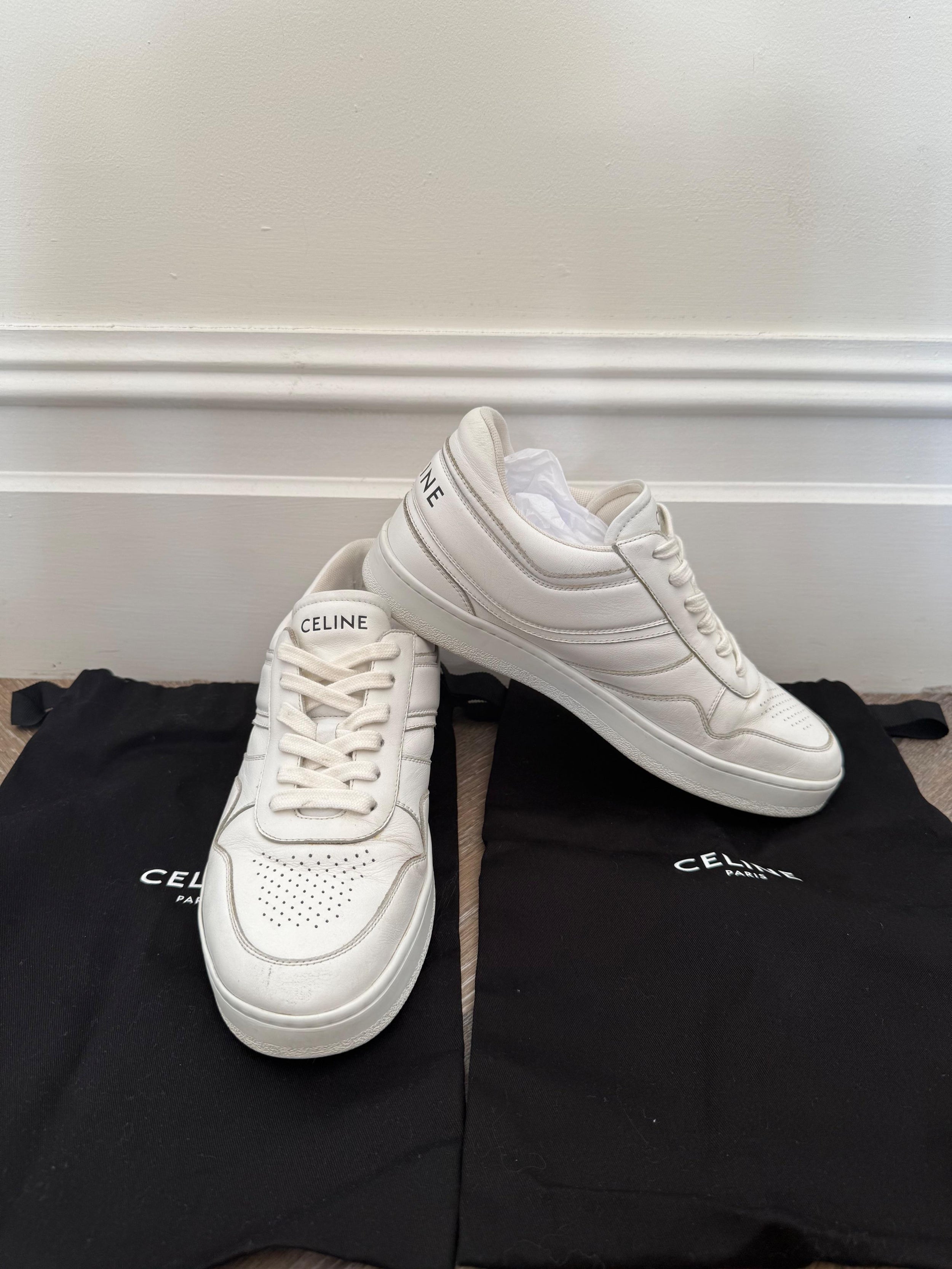 Low Lace Up White Lther Sneakers