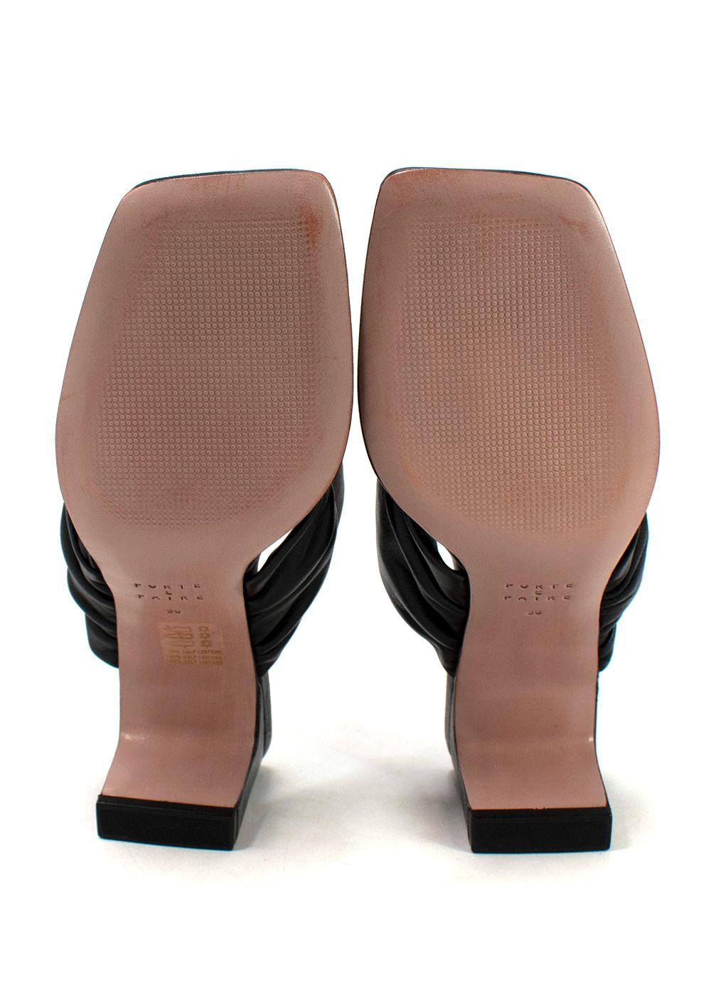 Porte & Paire Black Leather Mules