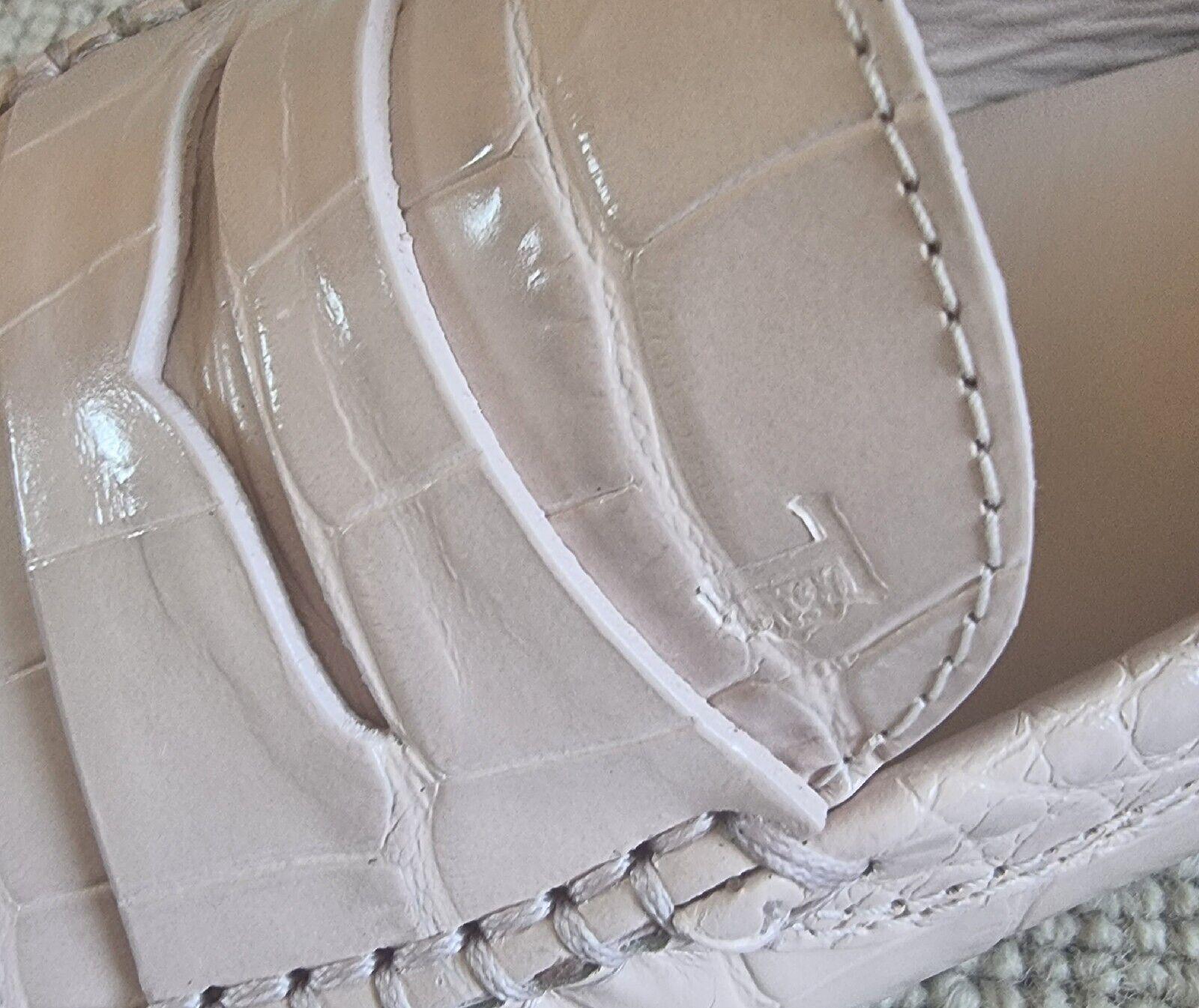Crocodile Embossed Pink Gommino Driving Shoes
