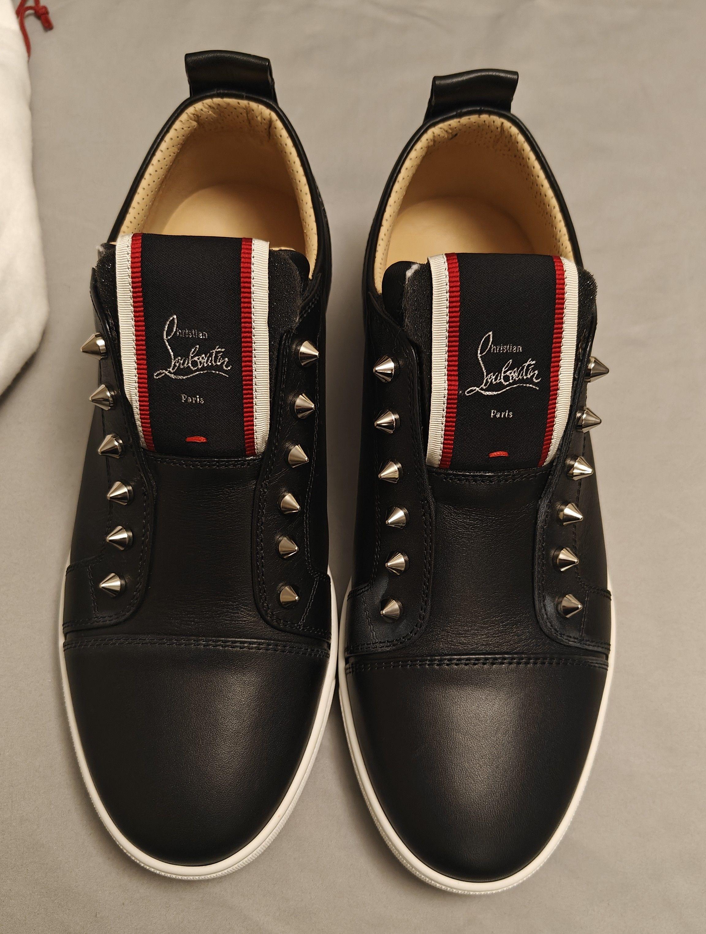 Louboutin F.A.V Fique A Vontade