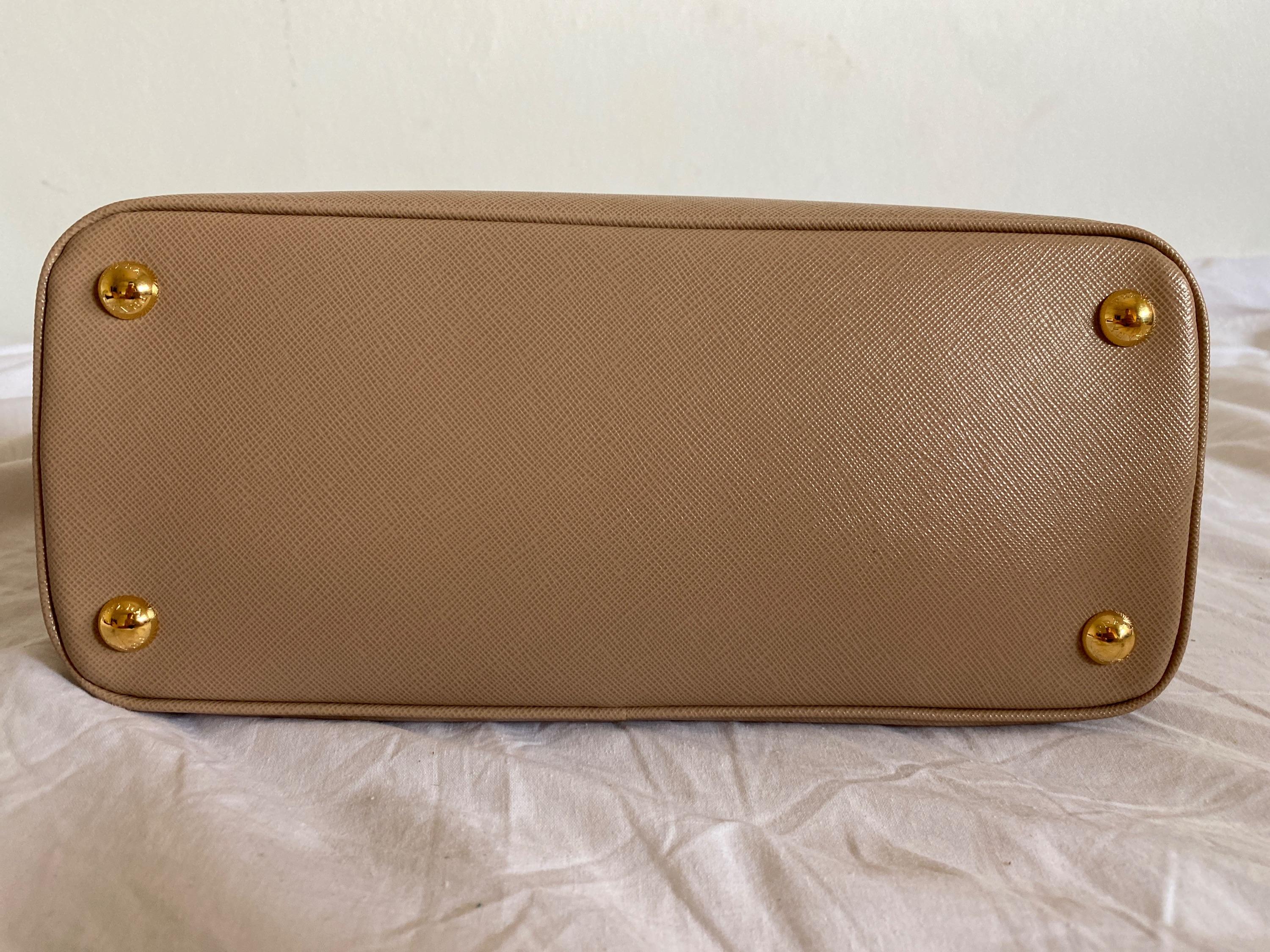 Beige Saffiano leather small Galleria bag