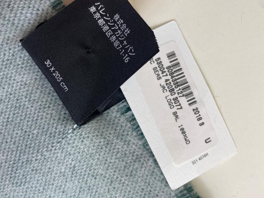 Balenciaga Green Bi-Colour Logo Intarsia Scarf