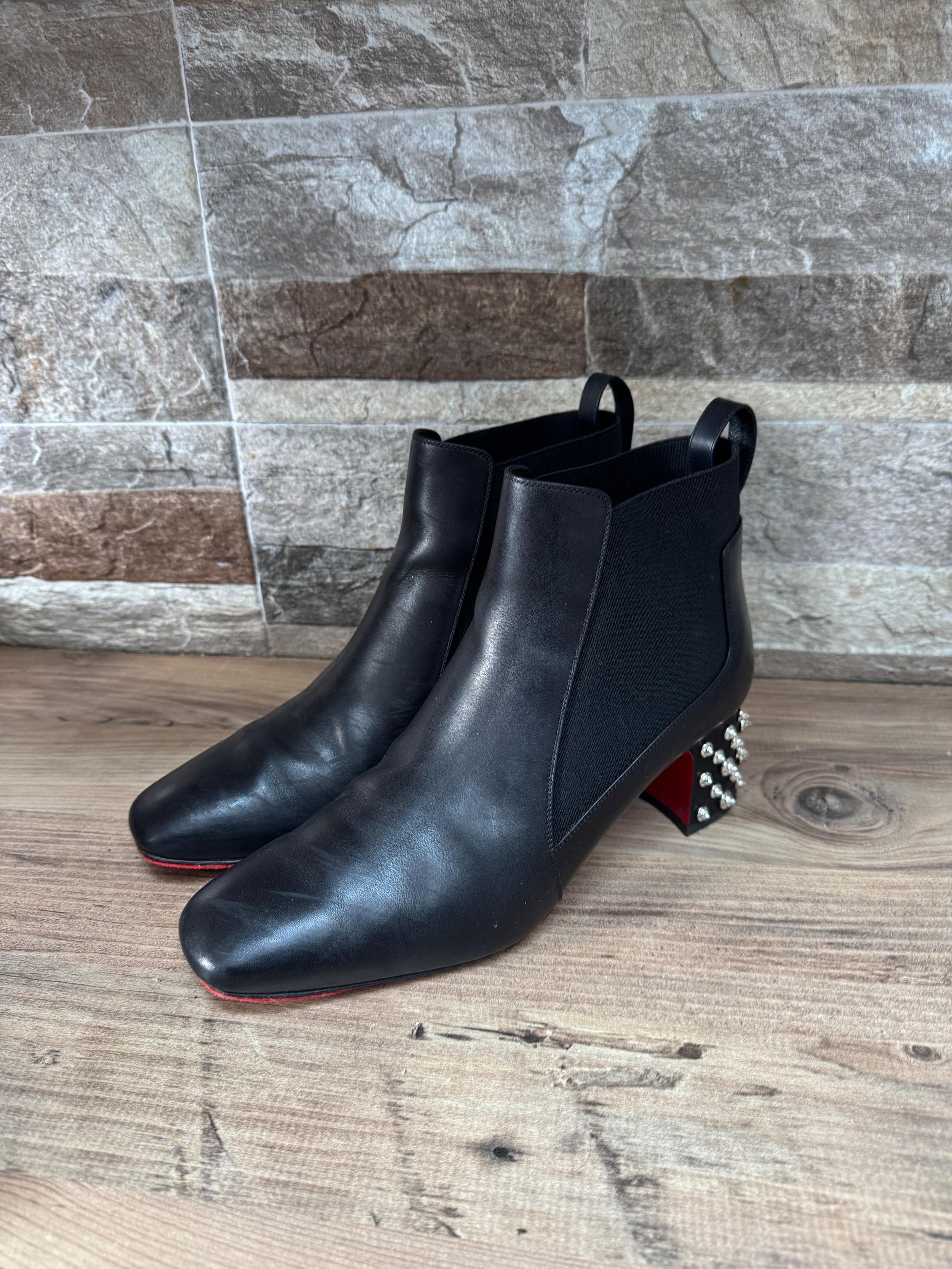 Black Leather Study Heeled Boots