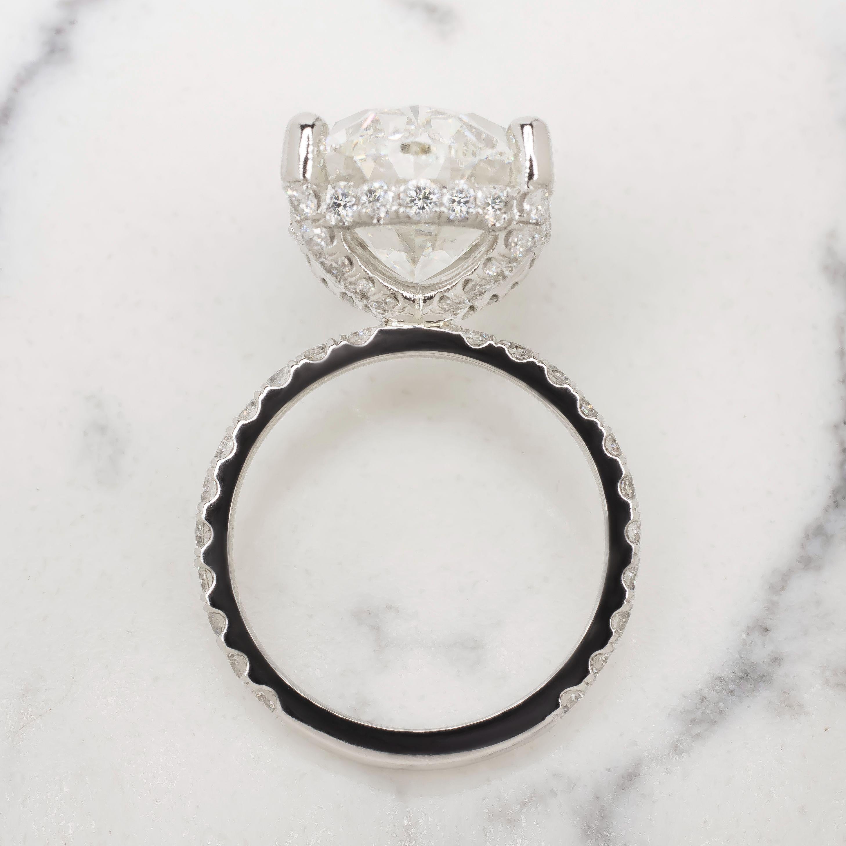 Verde 7ct IGI Certified Lab-grown Oval Cut Diamond Ring
