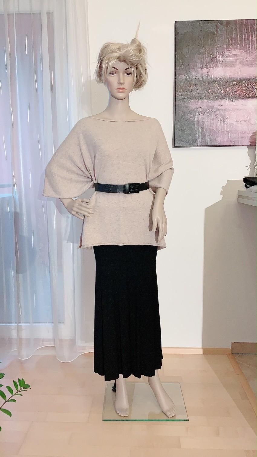 Donna Karan Black Strech Jersey MIdi Skirt