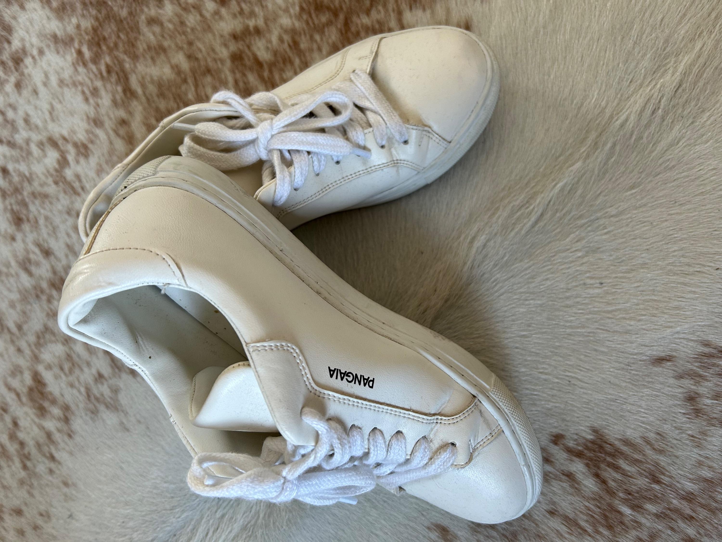 White Grape Leather Low Sneakers