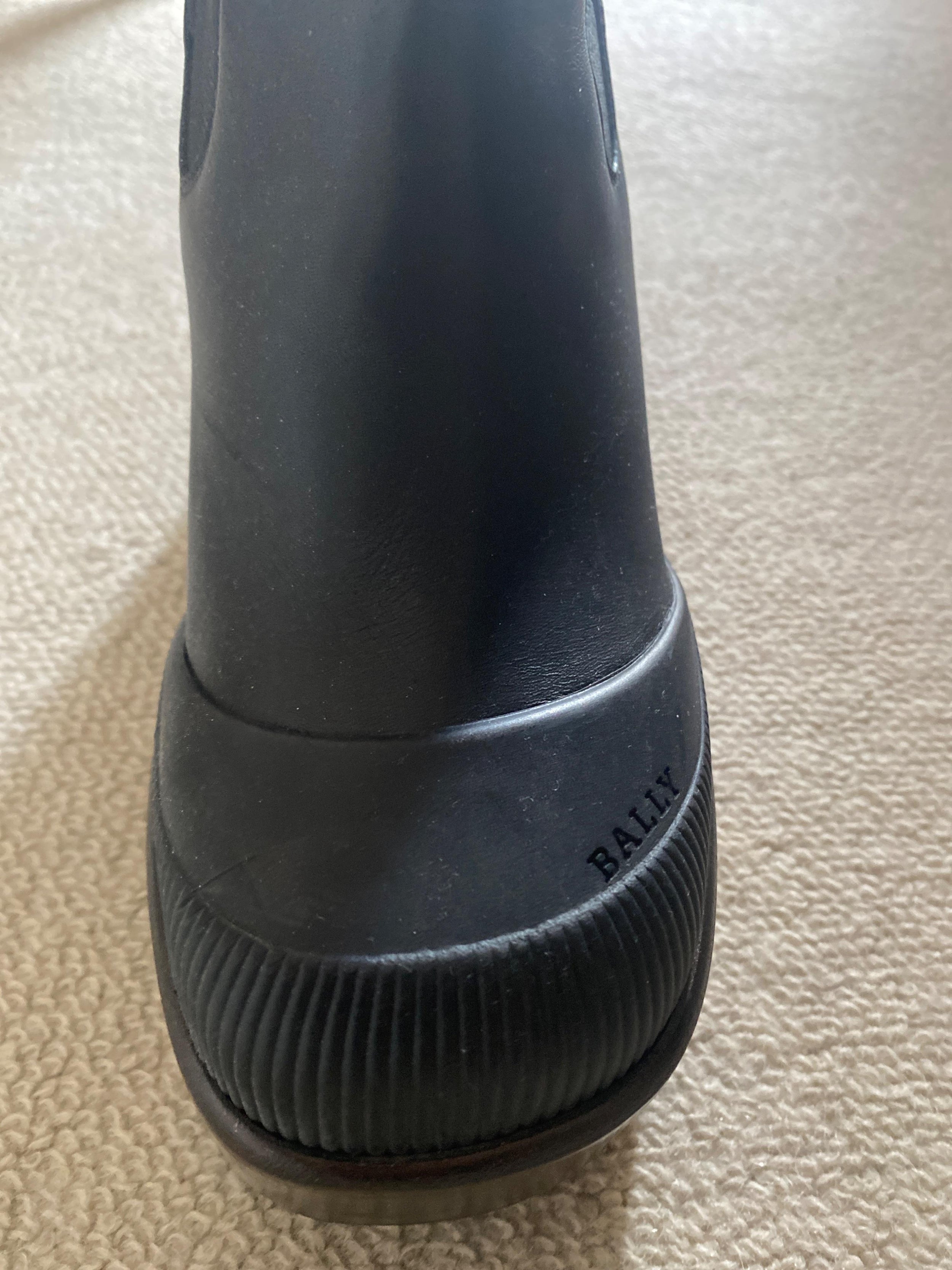 Ianna Black Leather Platform Knee Boots