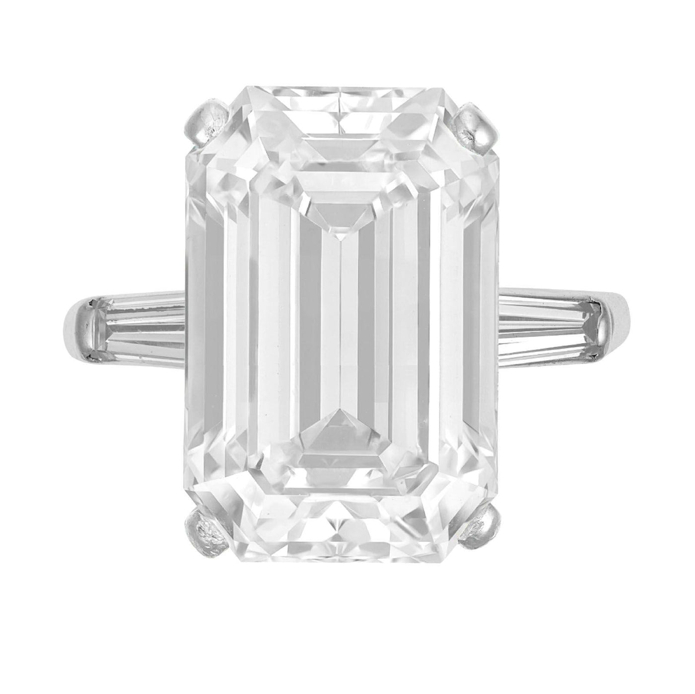 Verde 8ct IGI Certified Lab Grown Emerald Cut Diamond Ring