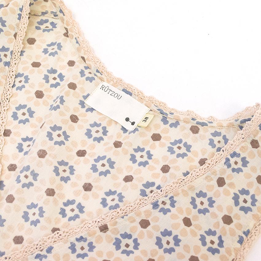 Rutzou Floral Top