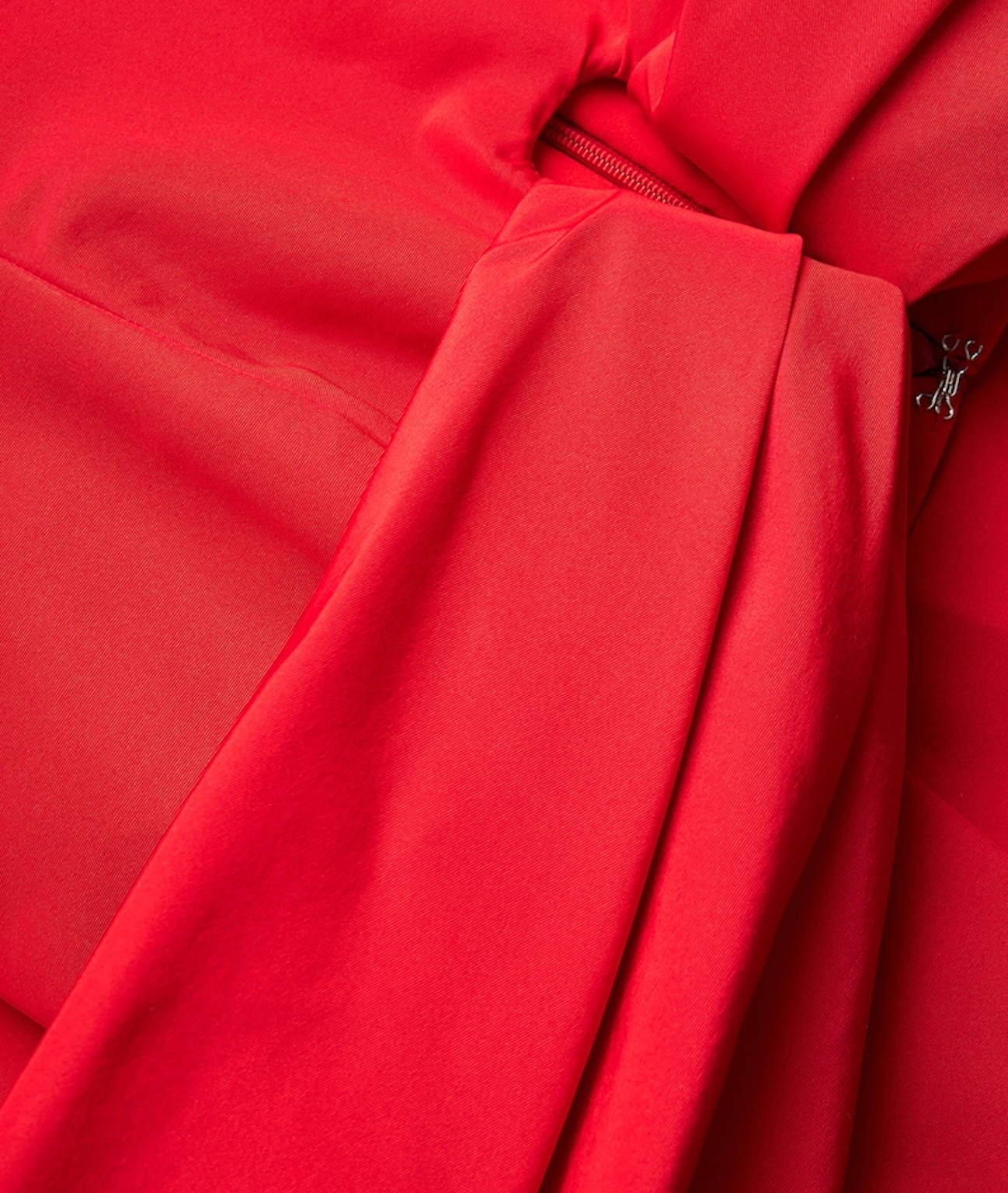Carolina Herrera Off-Shoulder Column Dress
