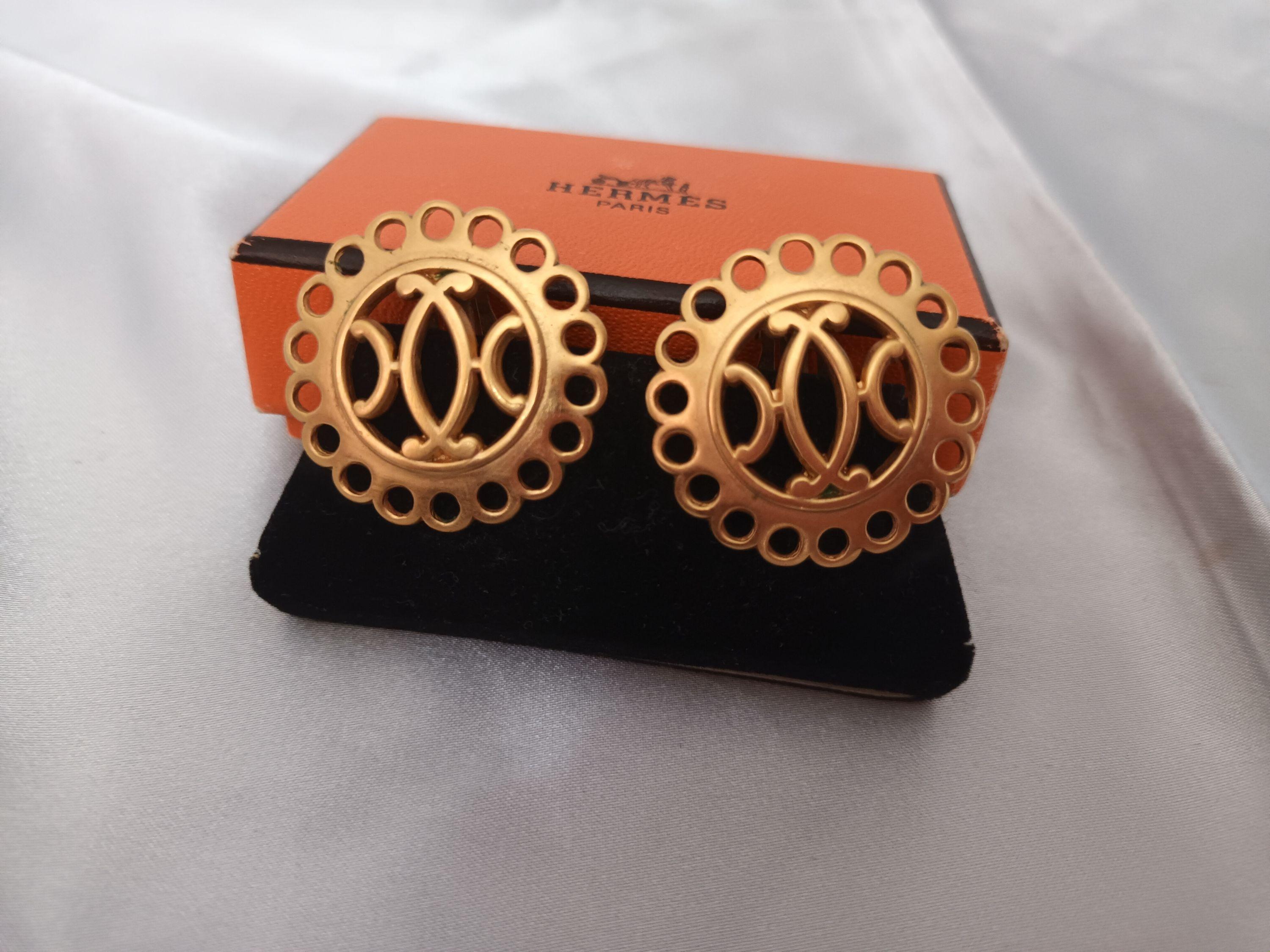 Hermes haba Gold plated Bijouterie Fantaisie round clip on earrings