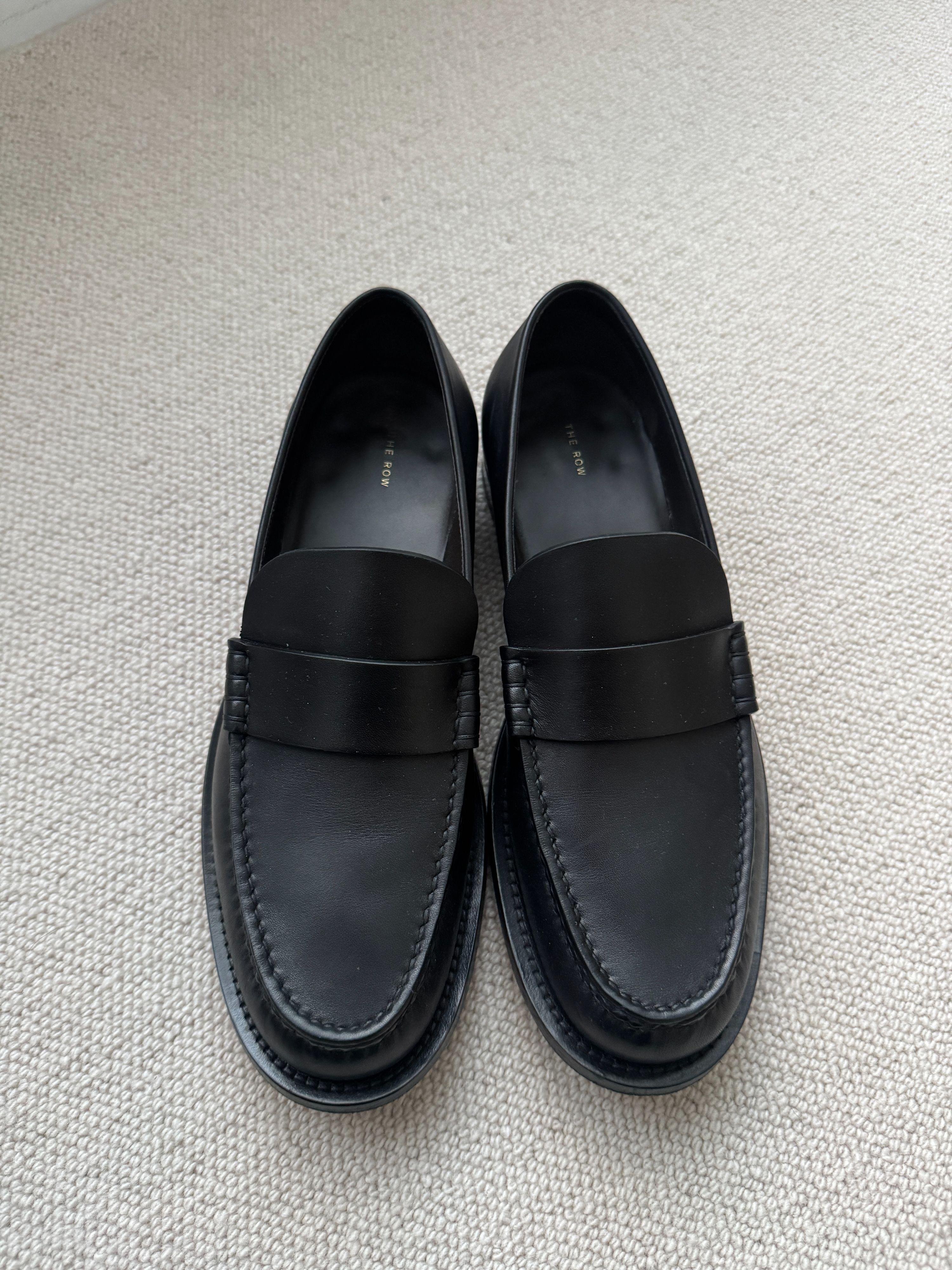 The Row Black Leather 20mm Novus loafers