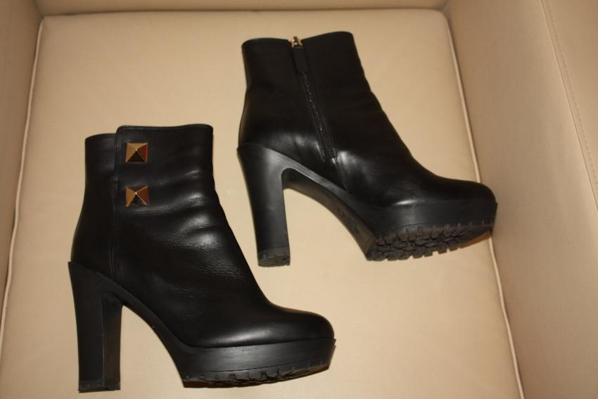 Valentino fur lined leather ankle boots