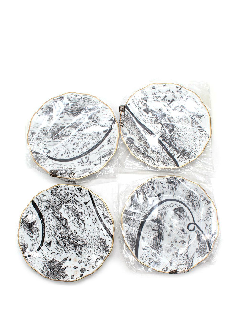 Ginori 1735 x Mytheresa 'Find Luxury to Love' Set of Four Exclusive Plates
