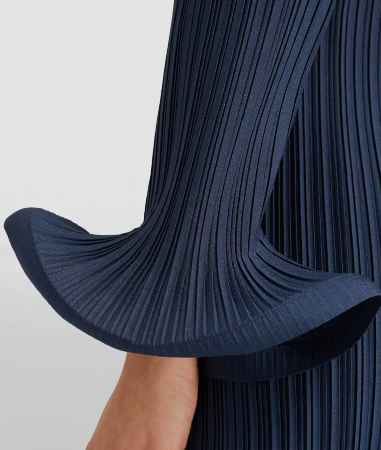 Rowen Rose Georgette Pleated Mini Dress