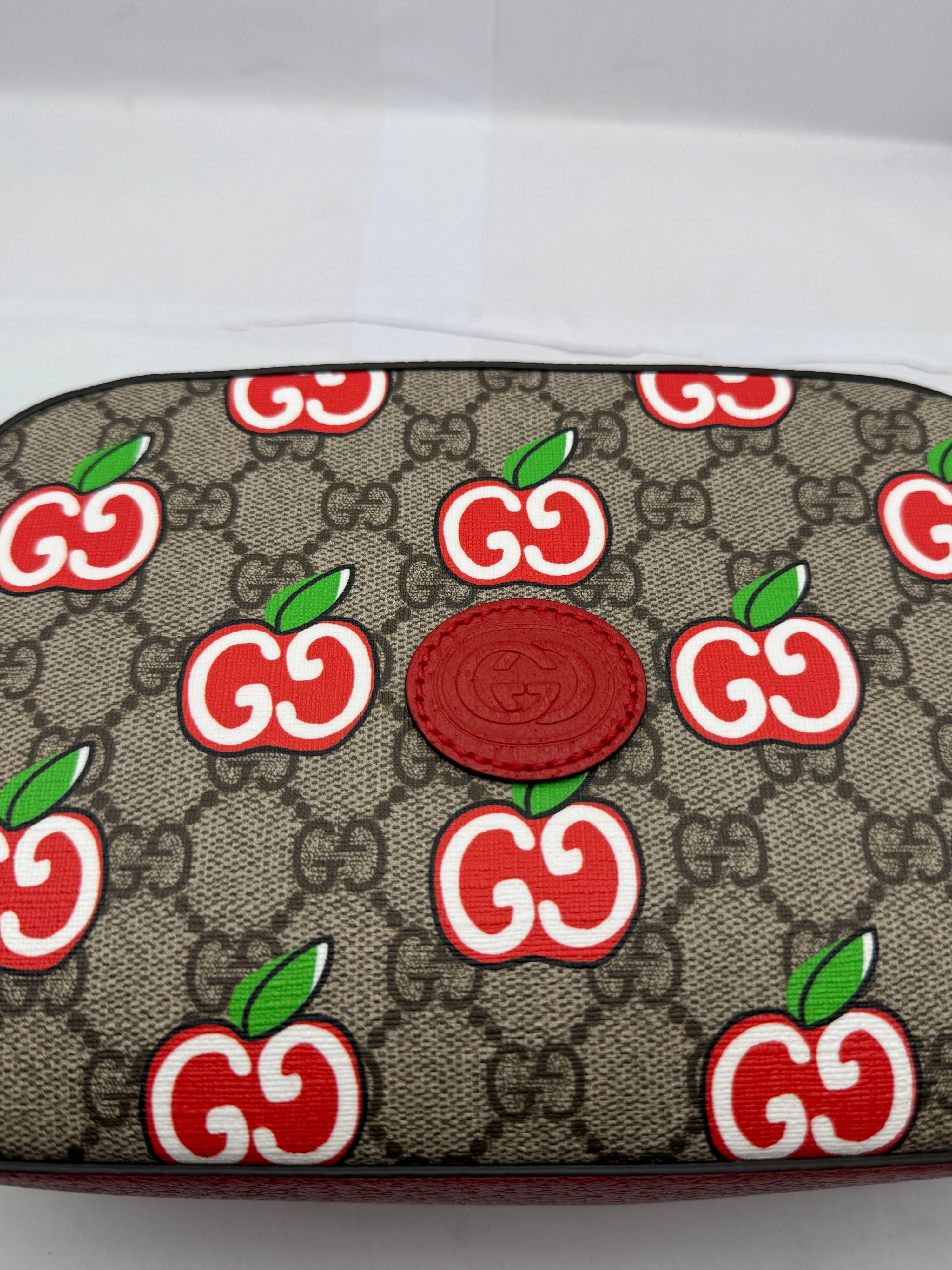 Gucci GG Supreme Cherry Crossbody Bag