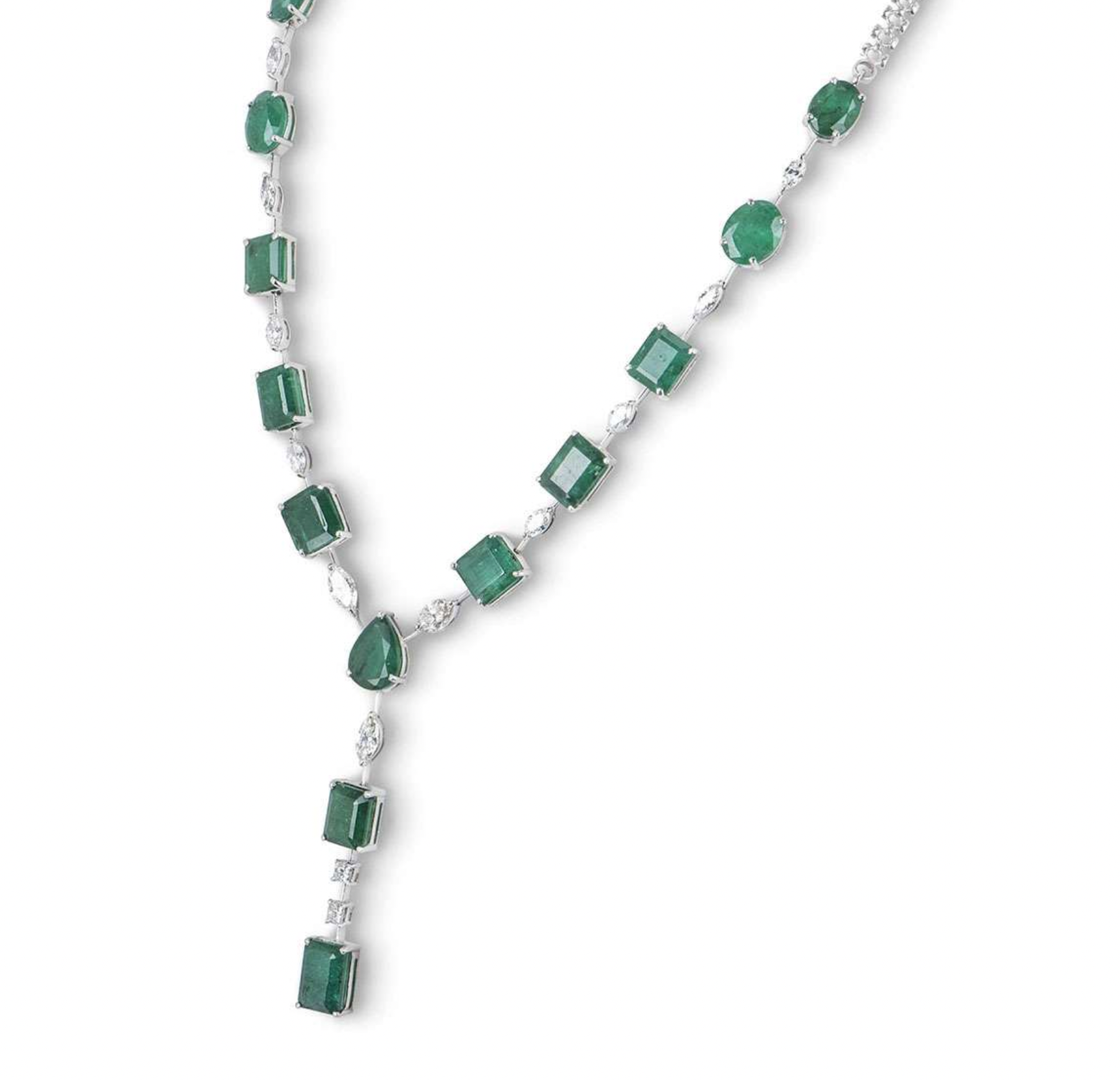 18ct white gold, diamond & emerald jewellery suite