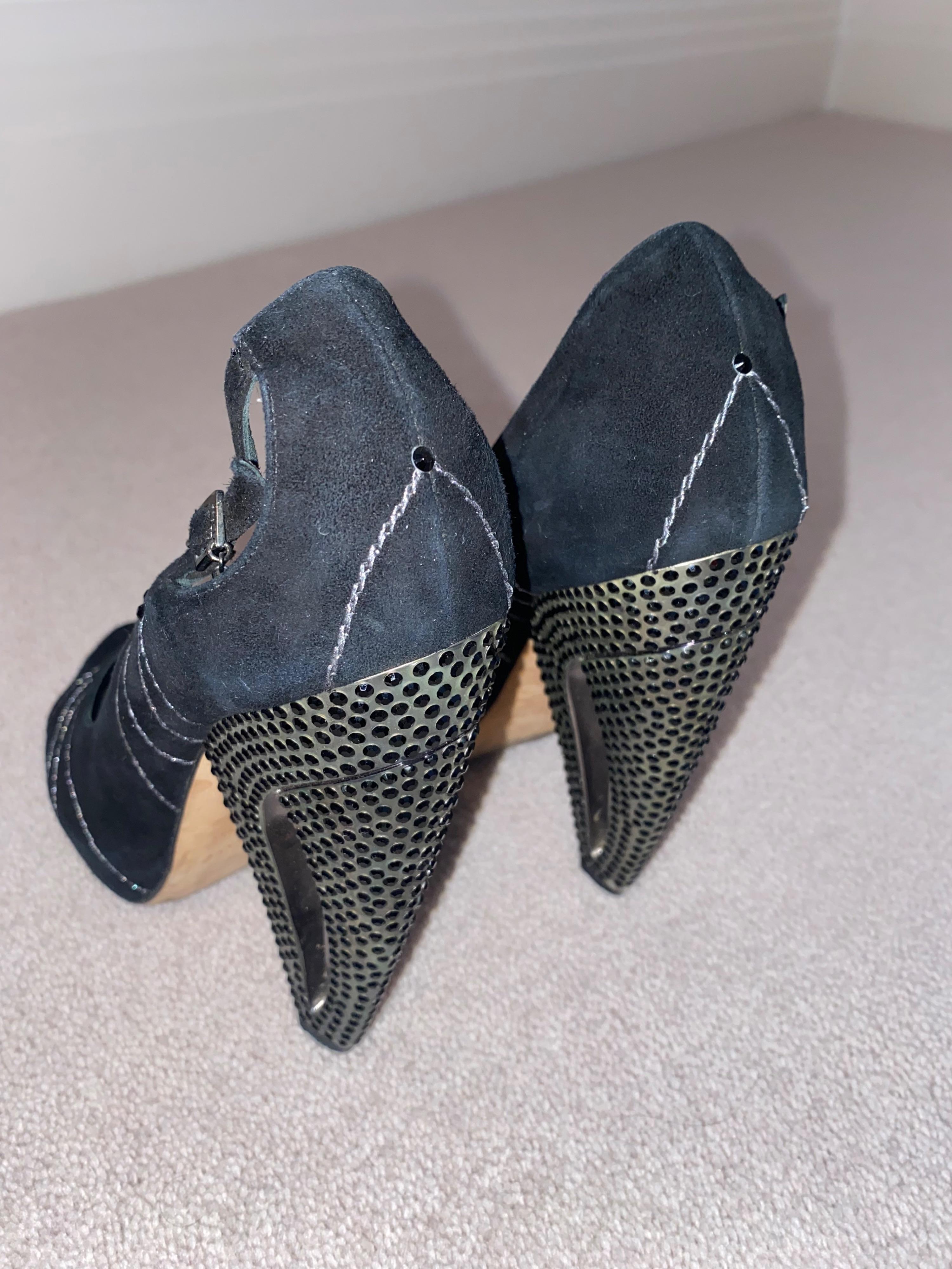 Vintage black suede & crystal cut-out heeled pumps