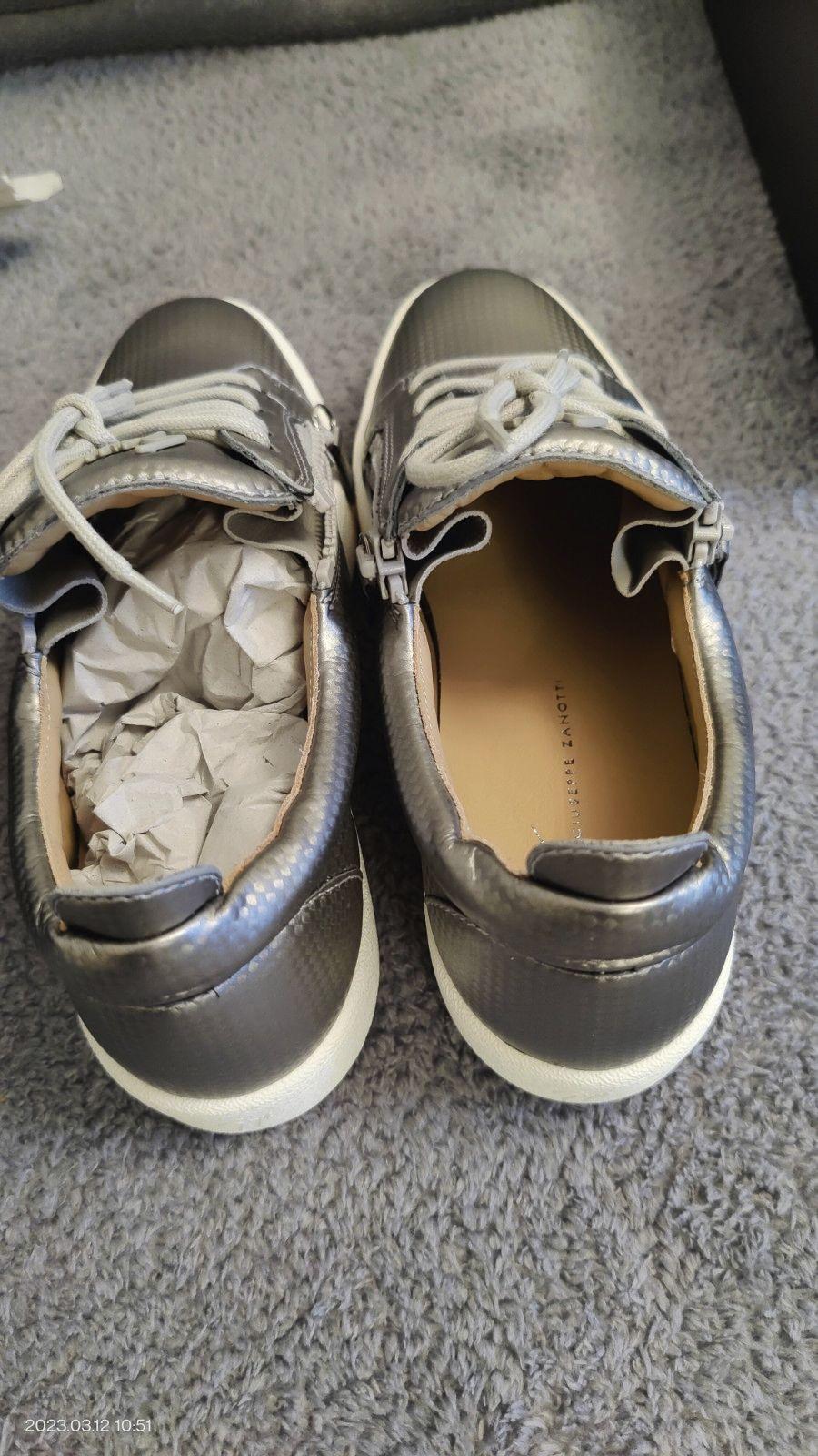 Texture Print May Sneakers