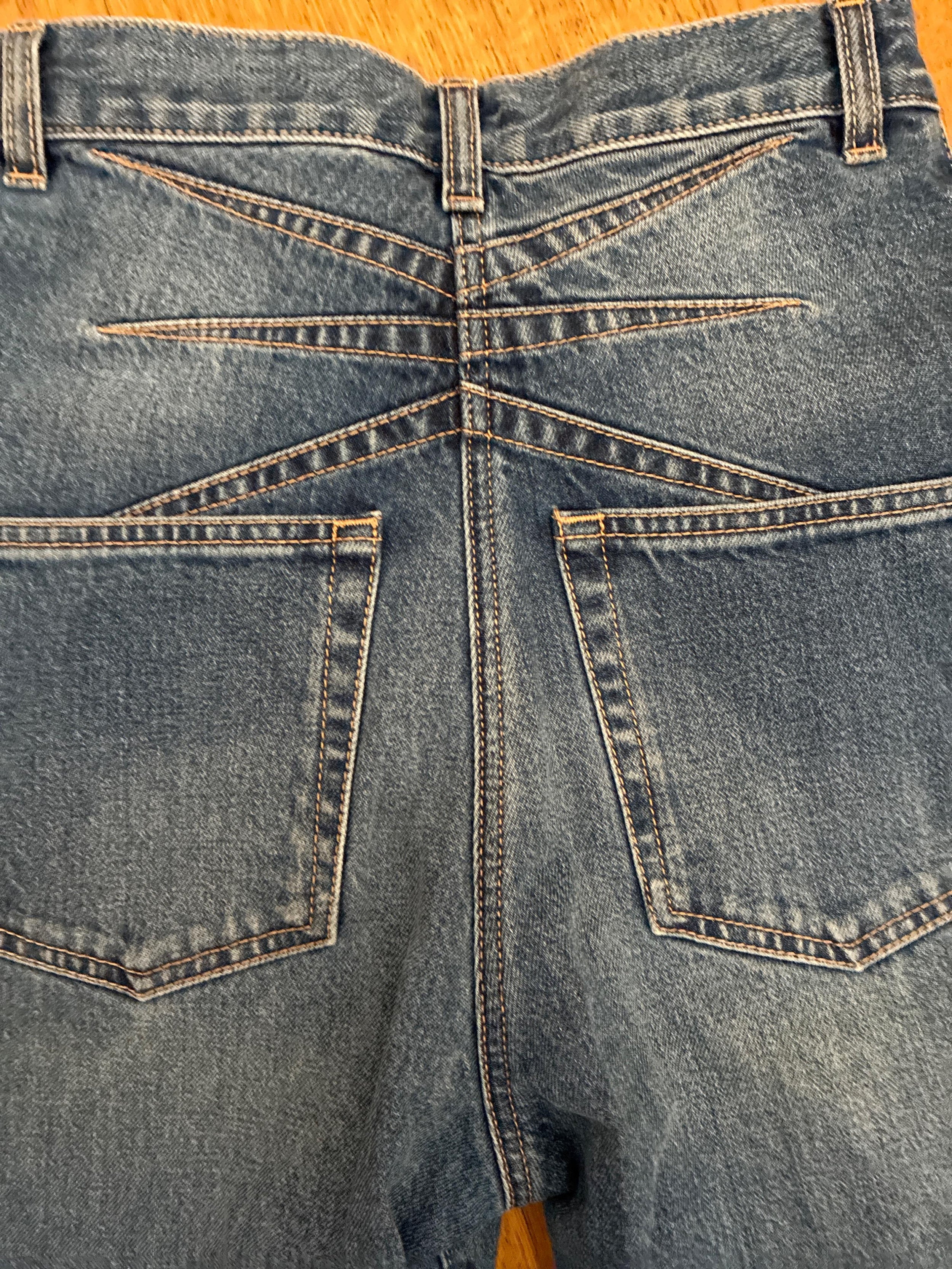 Signature Topstitch High Waisted Jeans