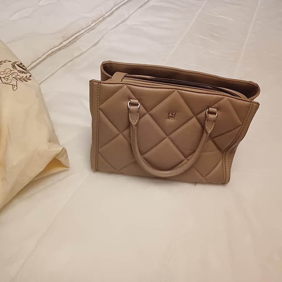 Carolina Herrera Tan Quilted Shoulder Bag