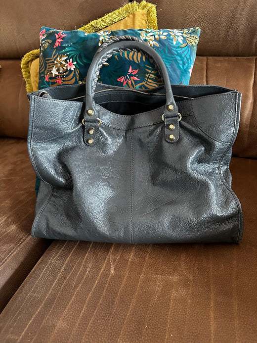 Gris Pyrite Giant 12 Monday Bag