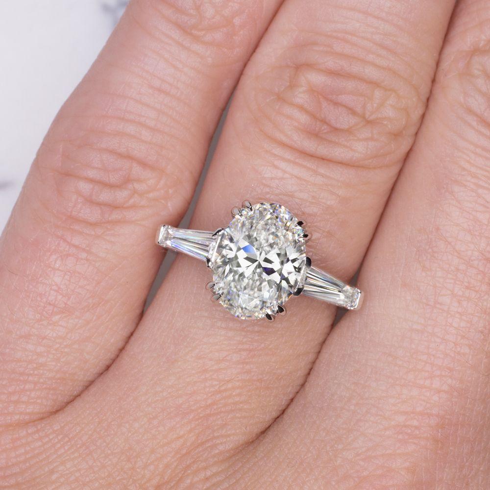 Verde 2.7ct Oval Cut Lab Grown IGI Diamond Ring