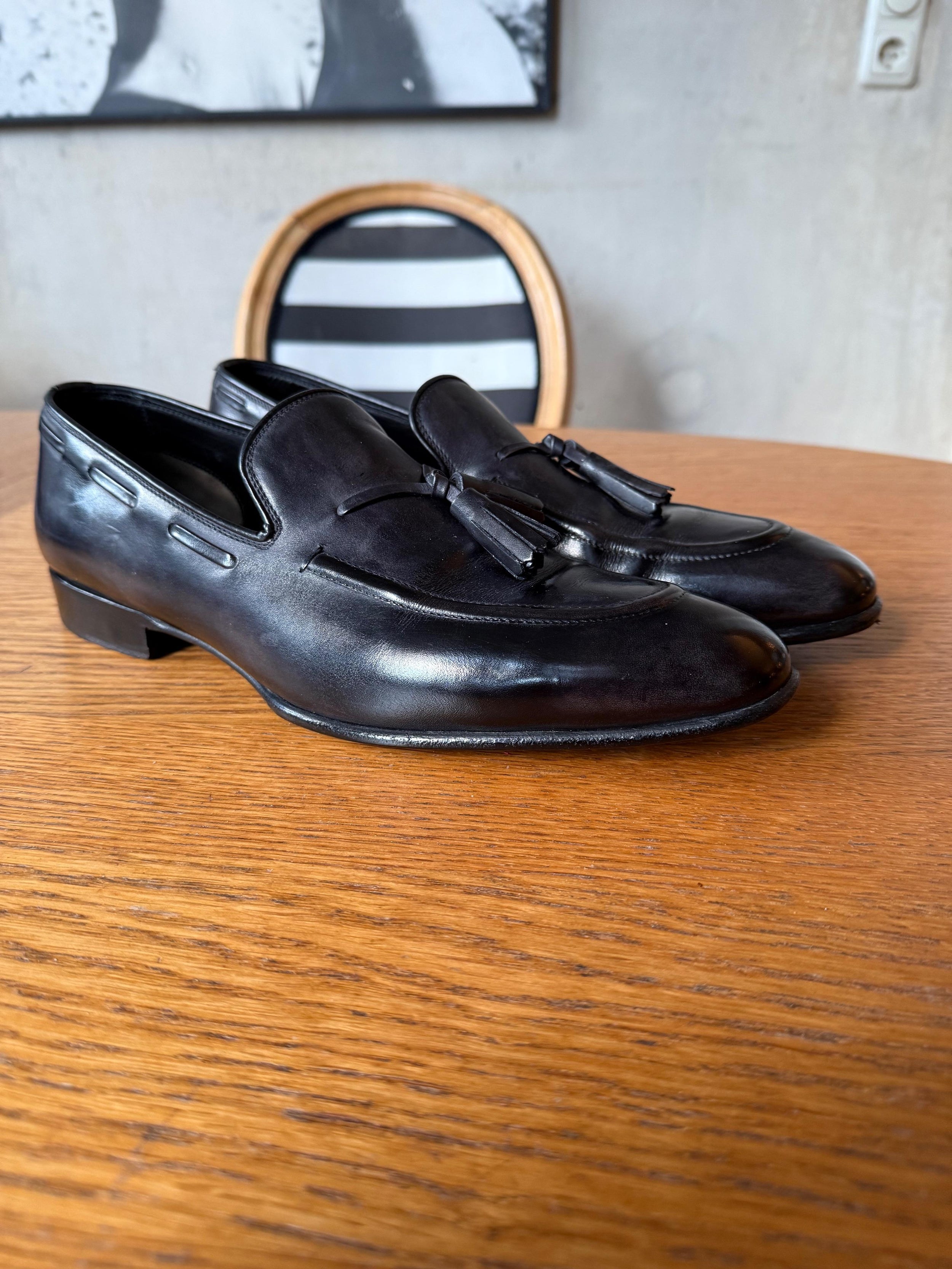 Black Leather Apron Tassel Loafers