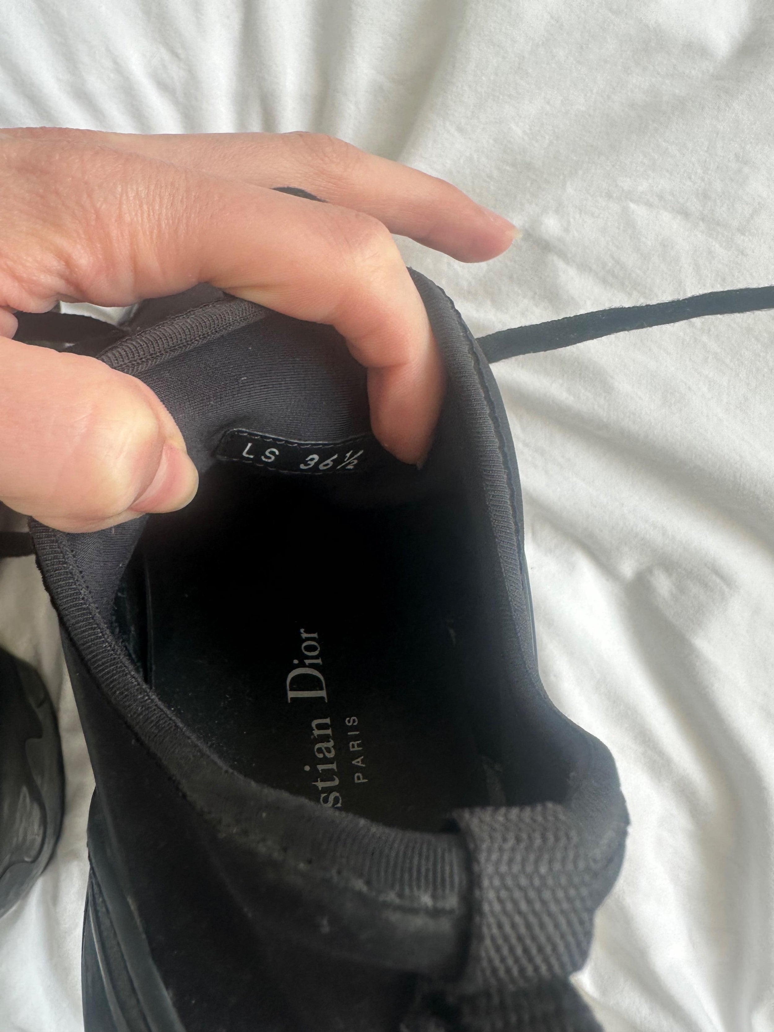 Black D- Connect Sneakers