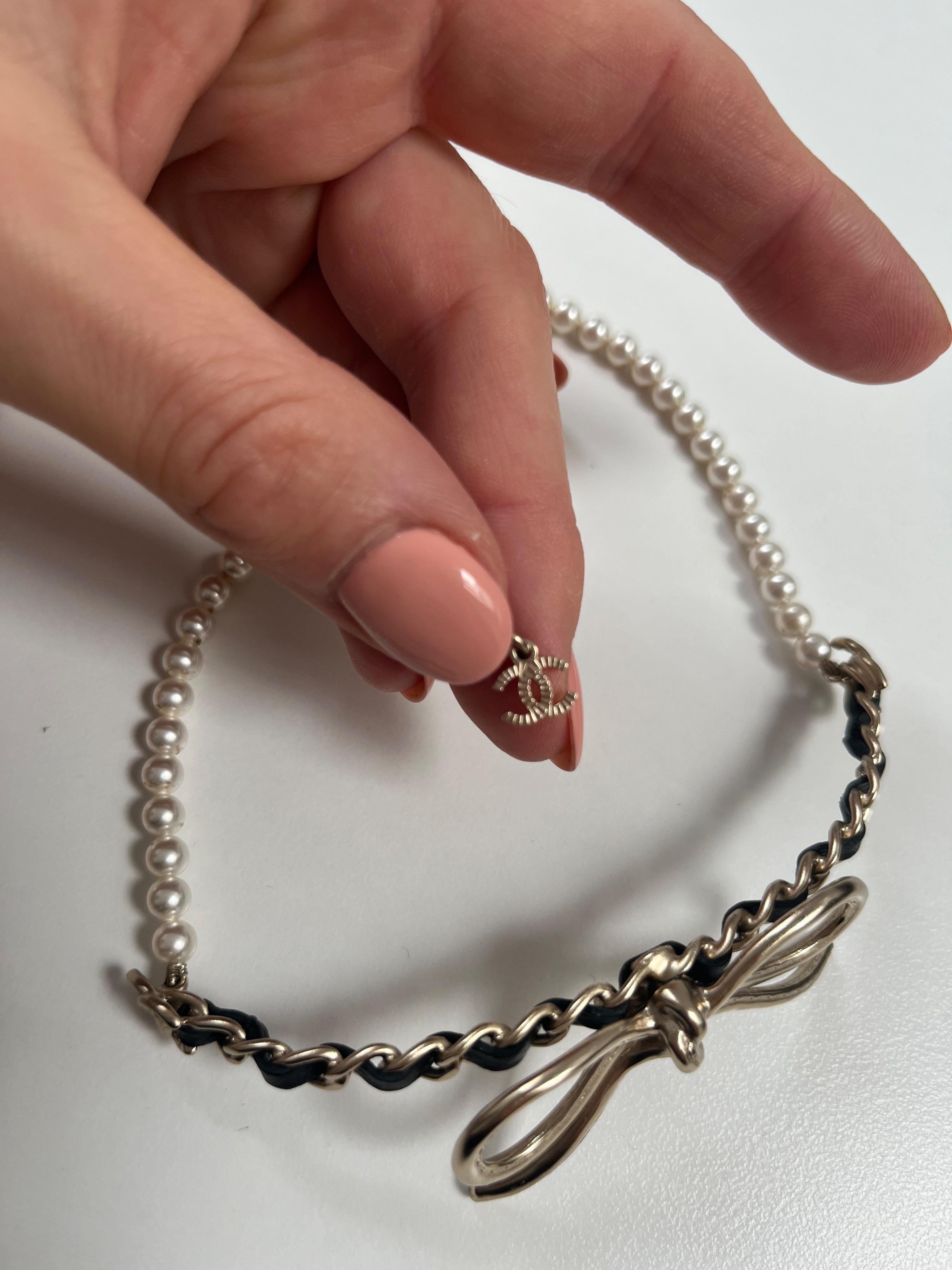 Chanel Faux Pearl/Ribbon  Choker