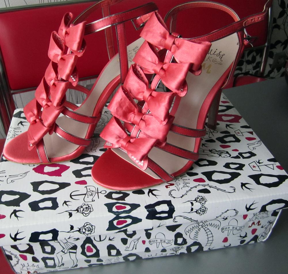 Kurt Geiger salmon shoes
