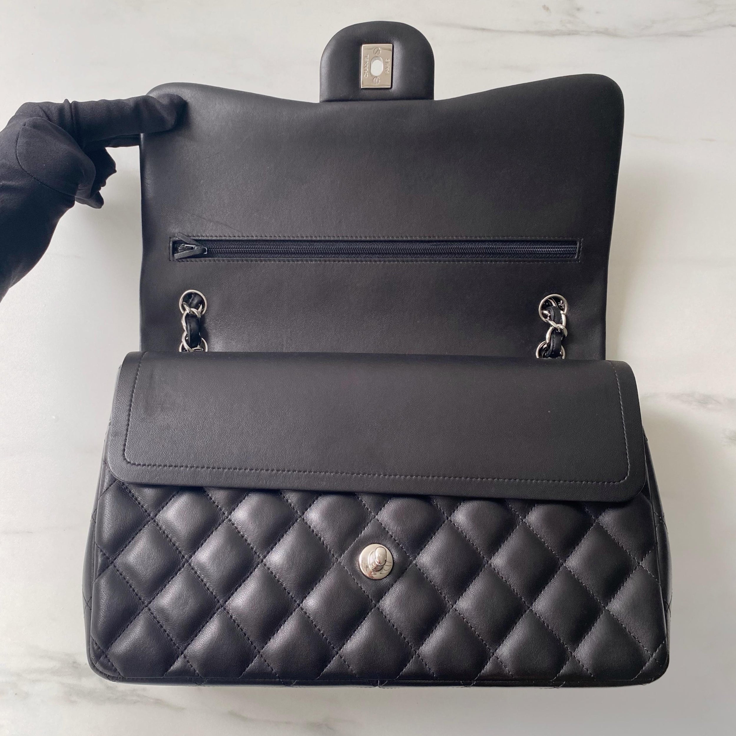Quilted Lambskin Classic Jumbo Double Flap