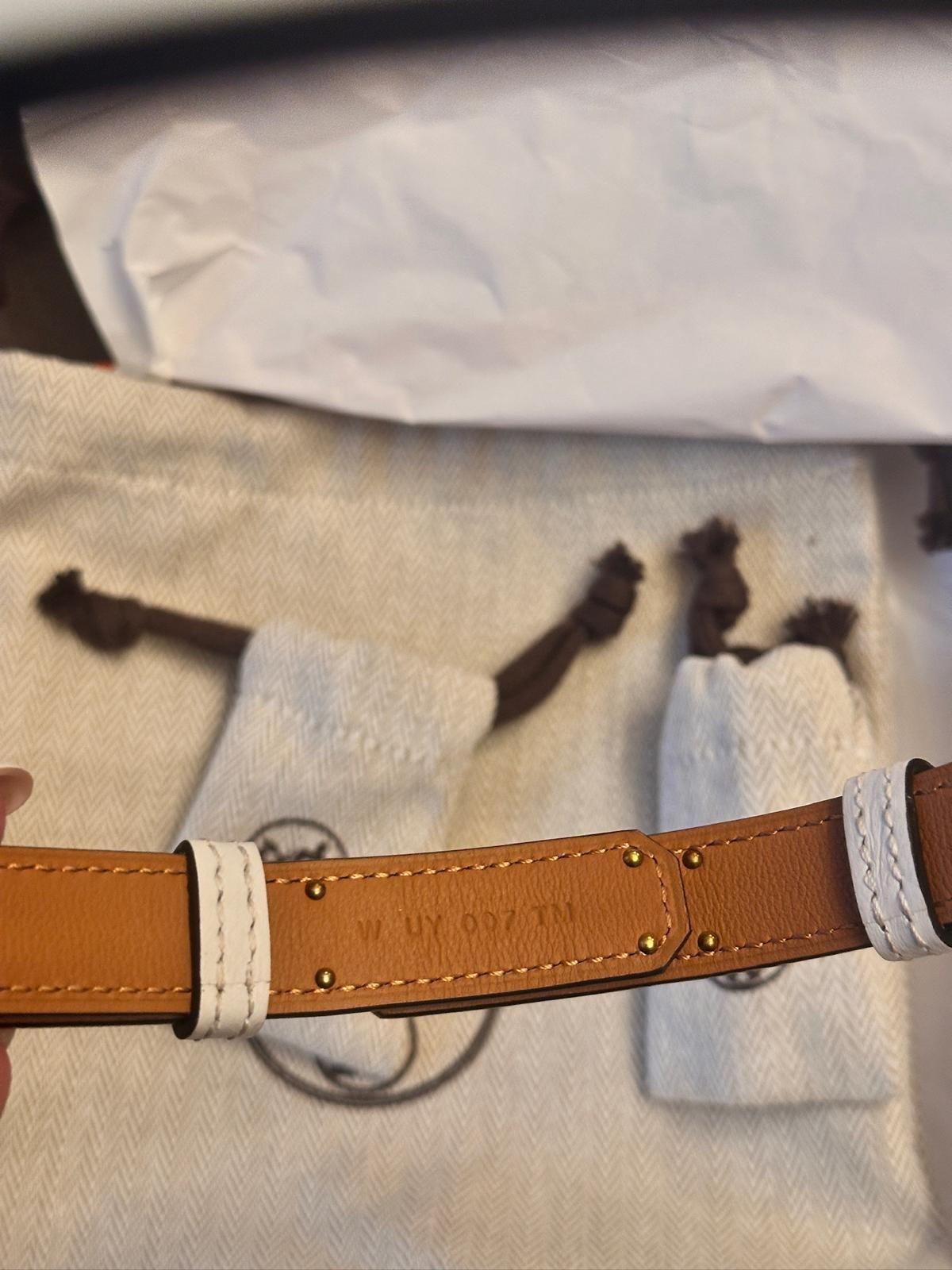 Hermes Kelly 18 Belt in White/ Gold Epsom Leather with Gold Hardware