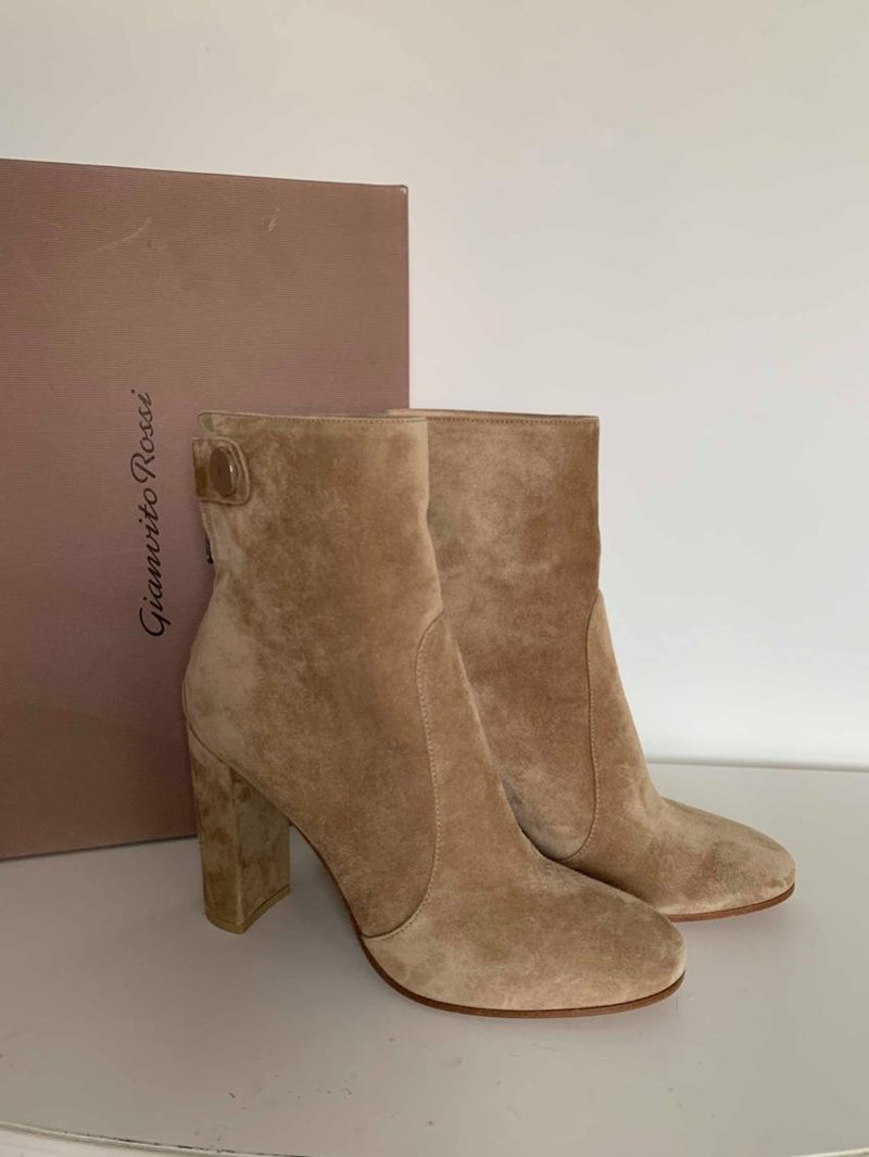 Gianvito Rossi Beige Suede Ankle Boots