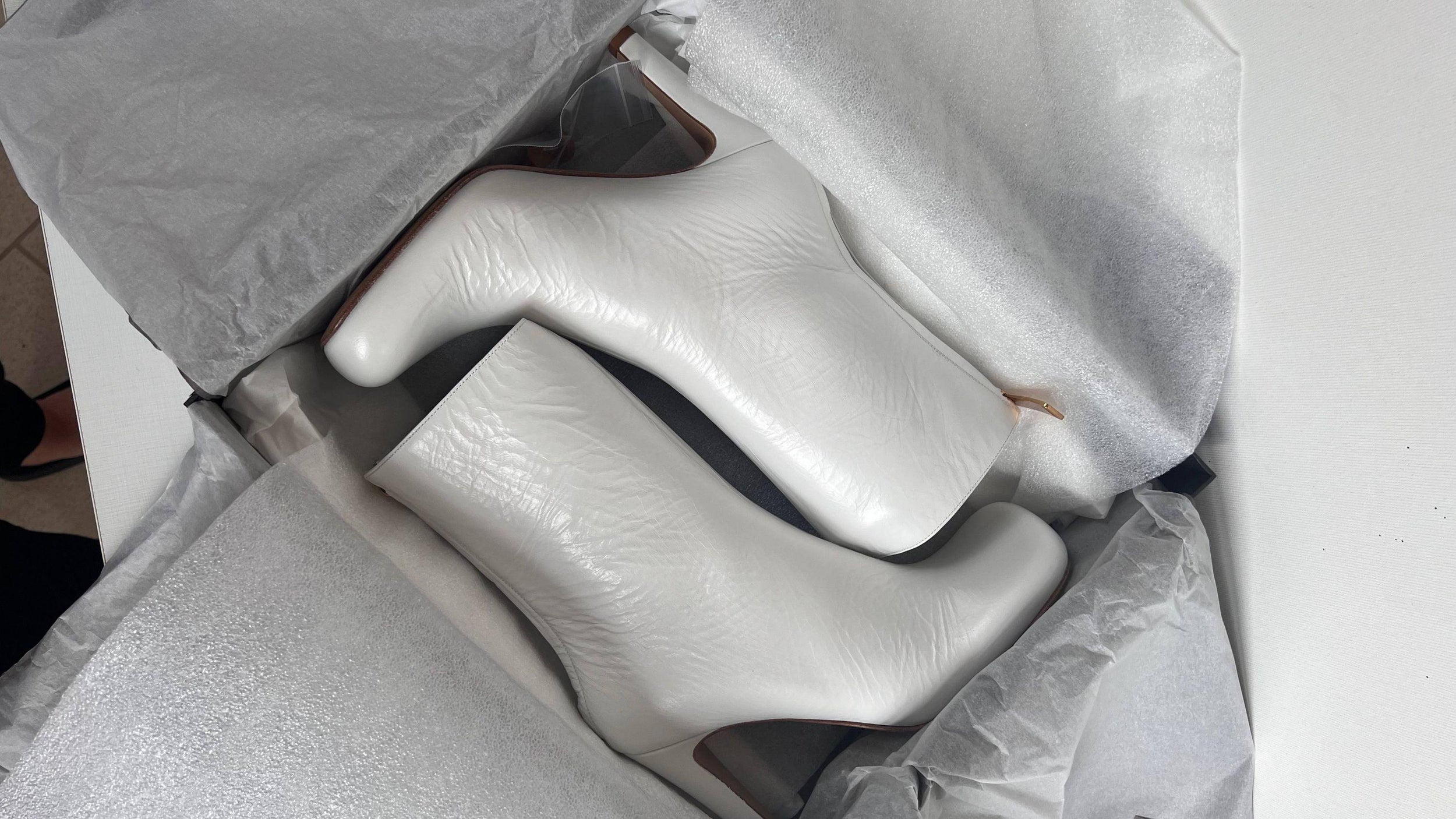 Bottega Veneta Optic White Leather Ankle Boots