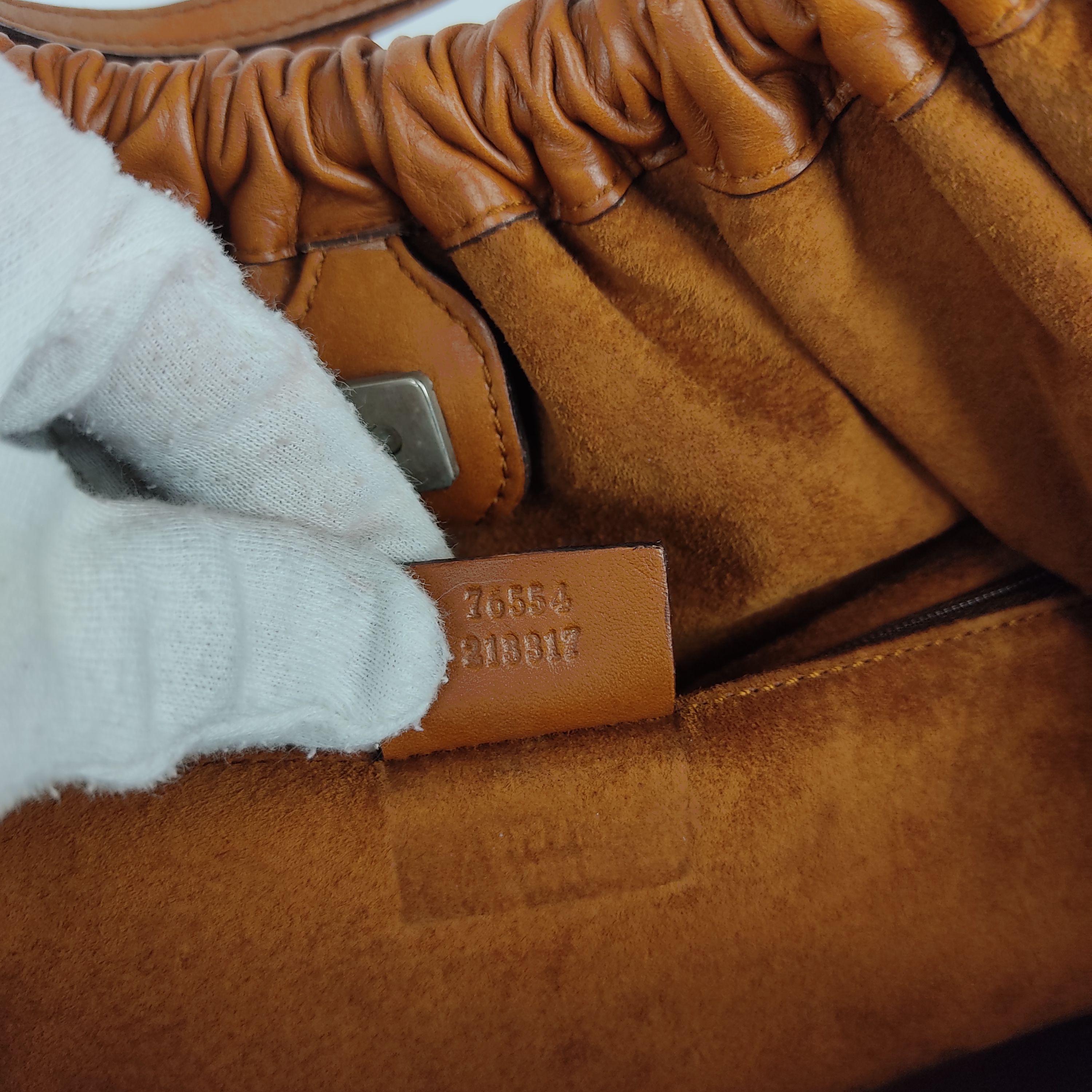Vintage tan leather bag