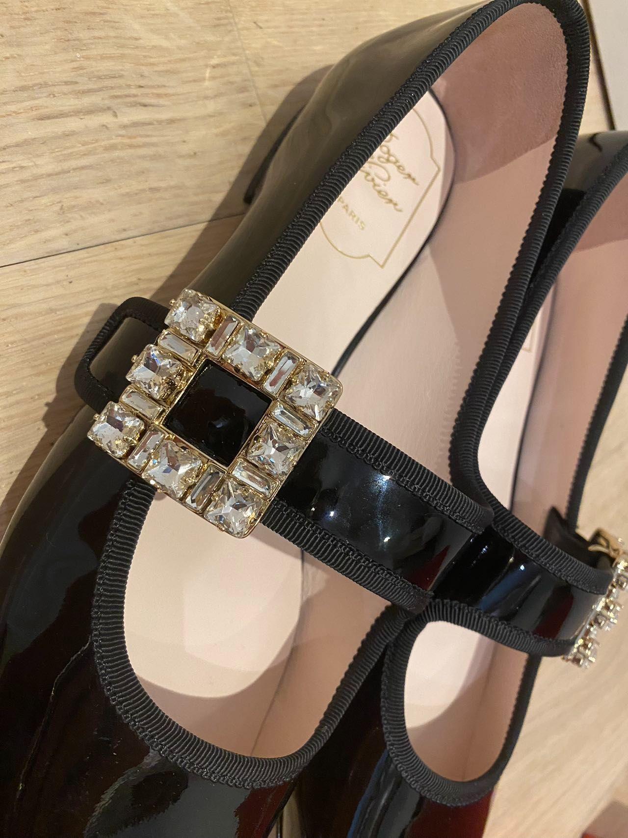 Roger Vivier Tres Vivier Strass Patent Leather Ballerina Flats