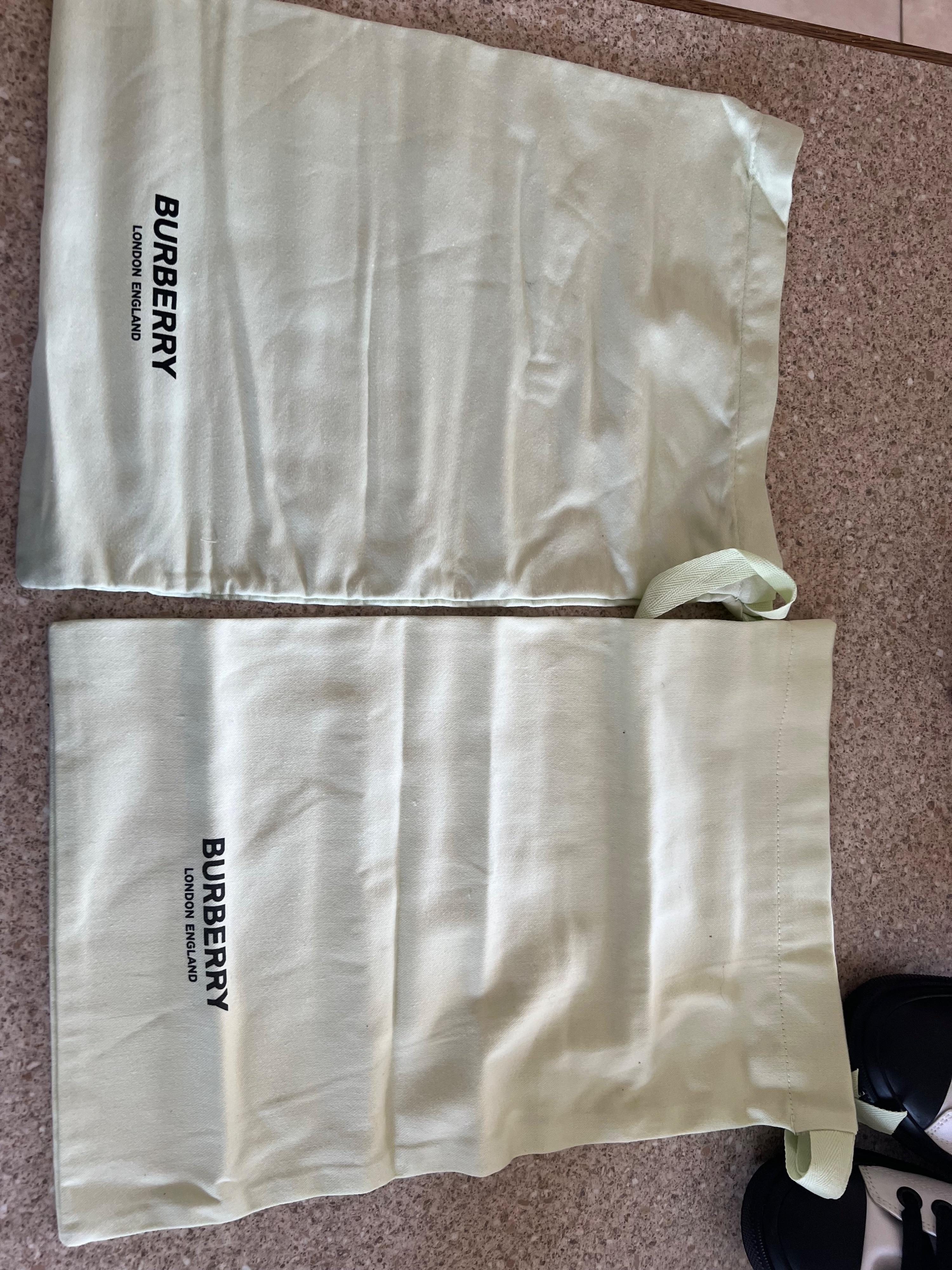 Burberry Larkhall Logo Low Trainers