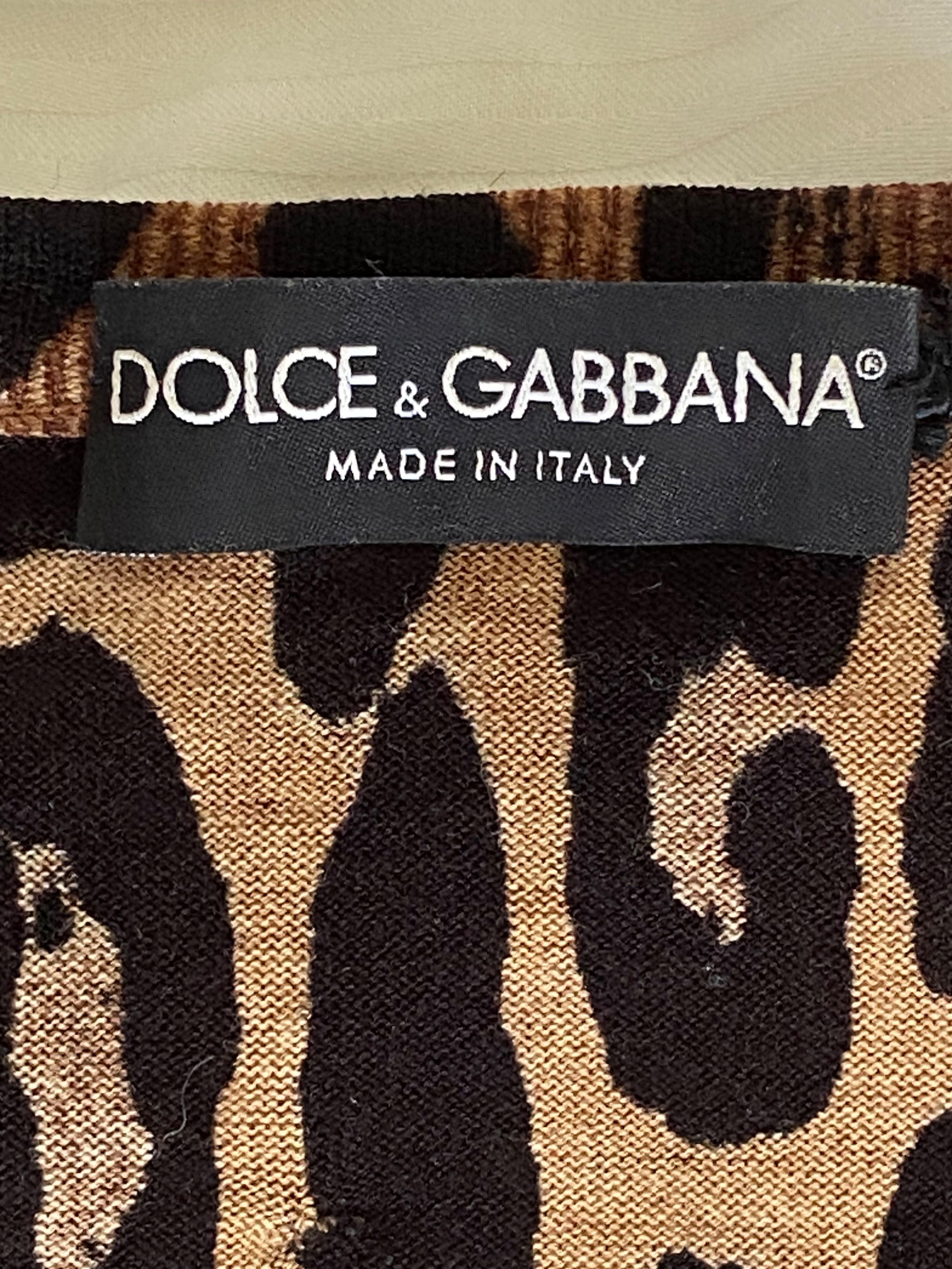 Leopard Printed Fine Wool V-Neck Jumper