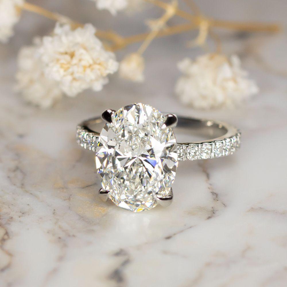 Verde 5ct IGI Certified Oval Cut Lab-grown Diamond VS2 Ring