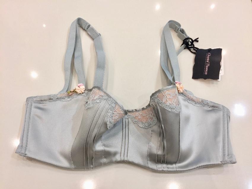 Chantal Thomass Green Pure Silk Balconette Bra & Thong Set