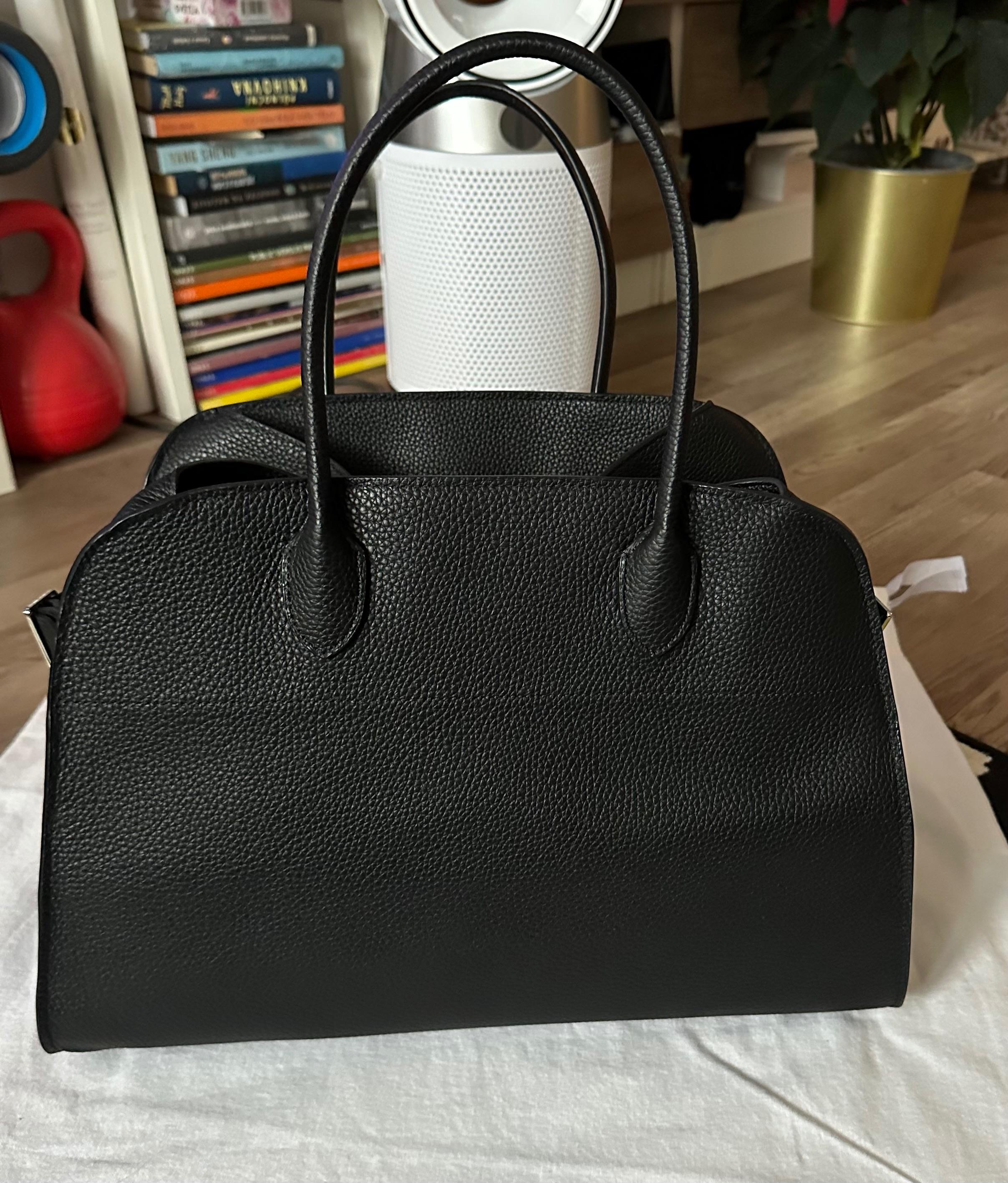 Soft Black Margaux 15