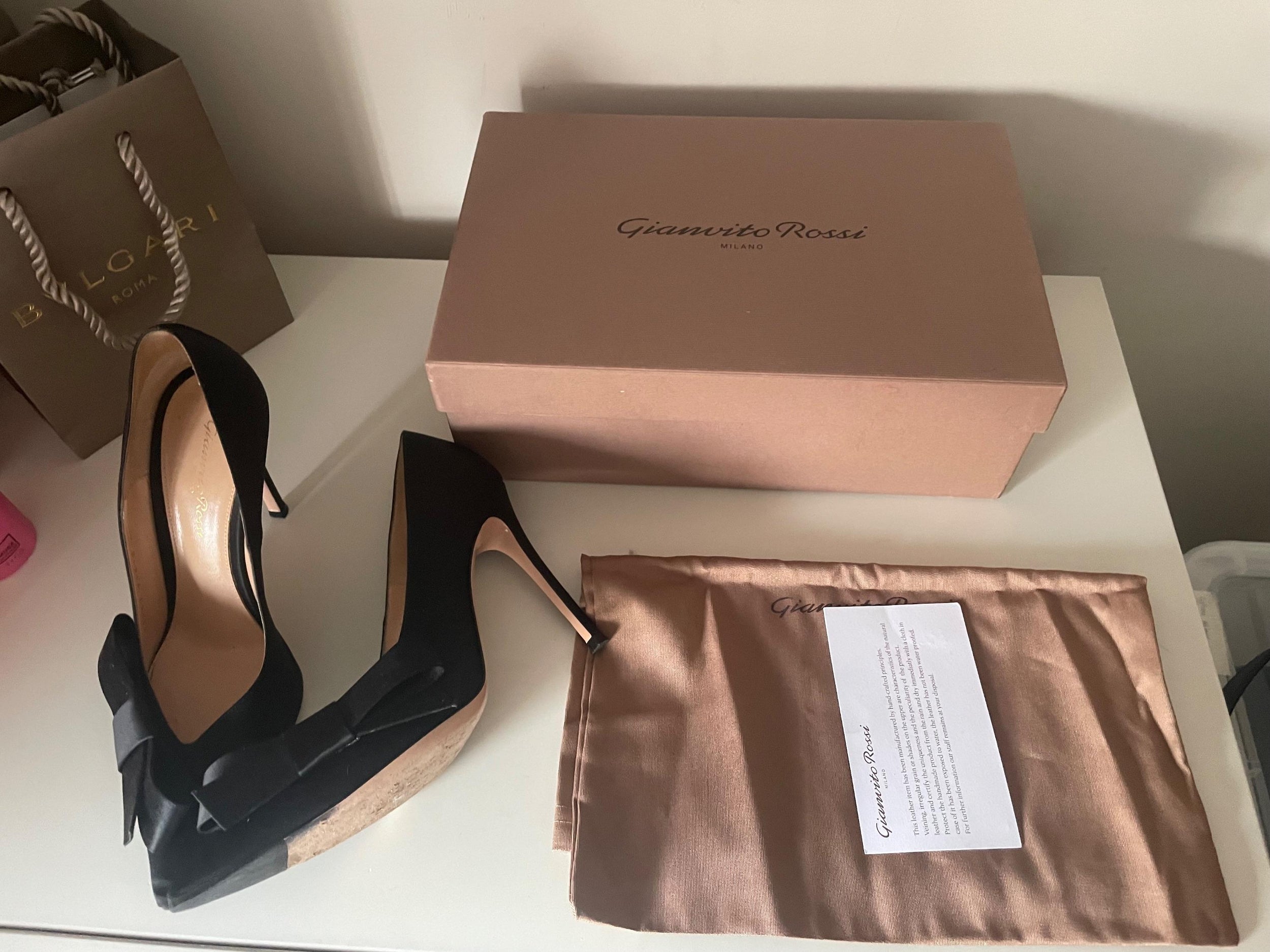 Gianvito Rossi Kyoto 100 Bow-embellished Satin Pumps