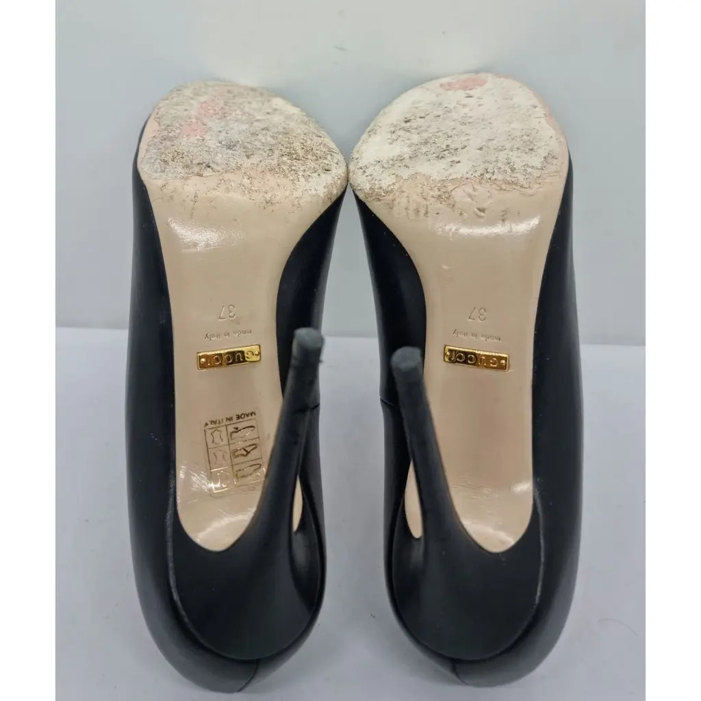 Gucci Embellished Black Leather Pumps
