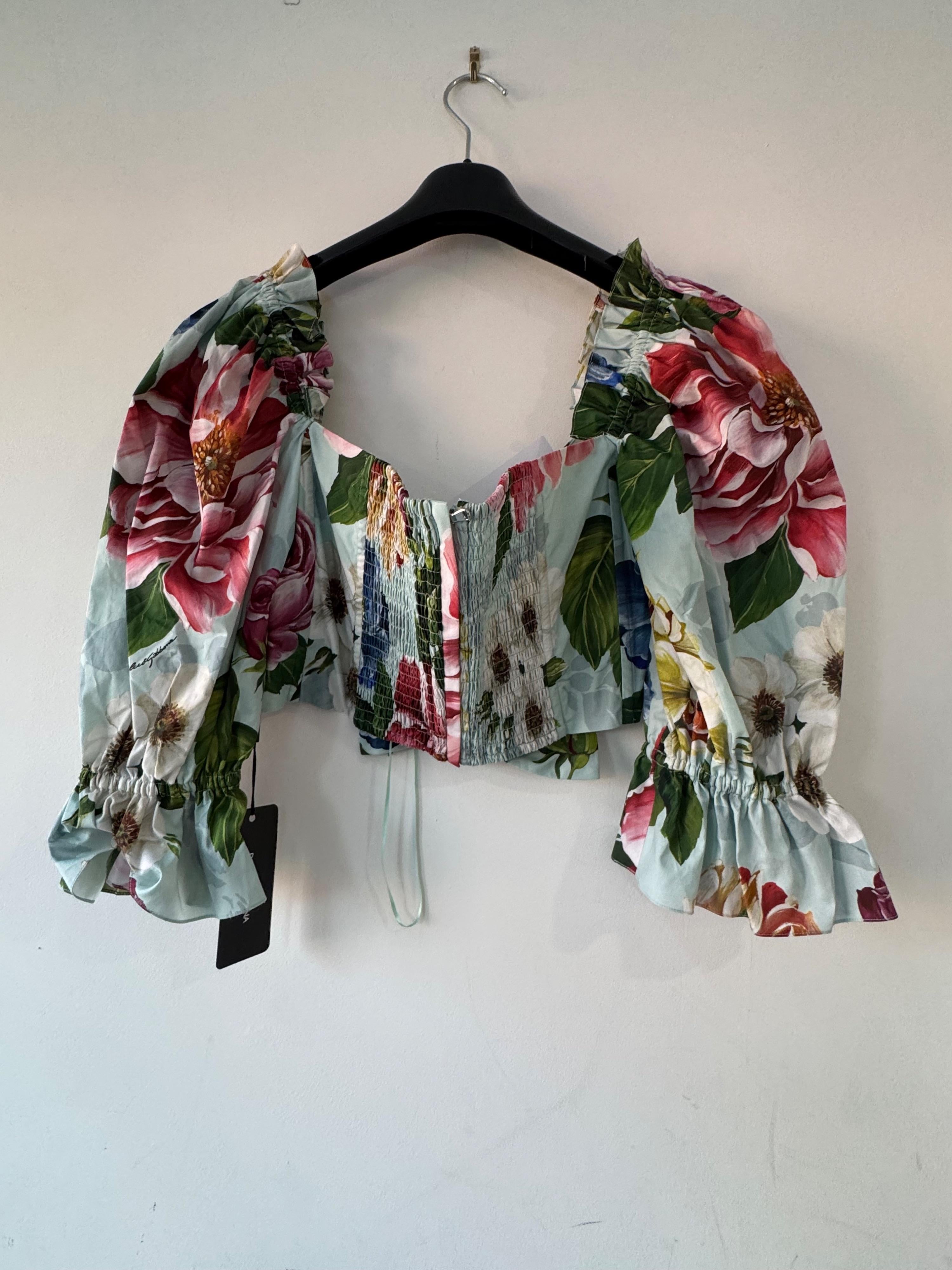 Floral Cropped Puff Sleeve Blouse