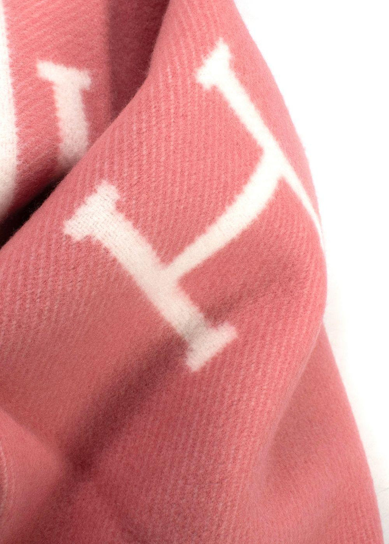Hermes  Pink and Cream Avalon Baby Blanket