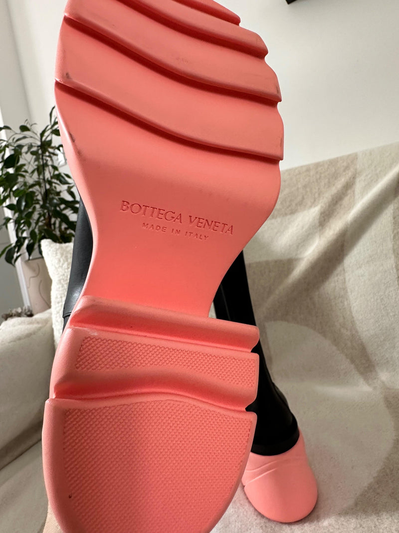 Flash Pink Platform Black Leather Knee Boots