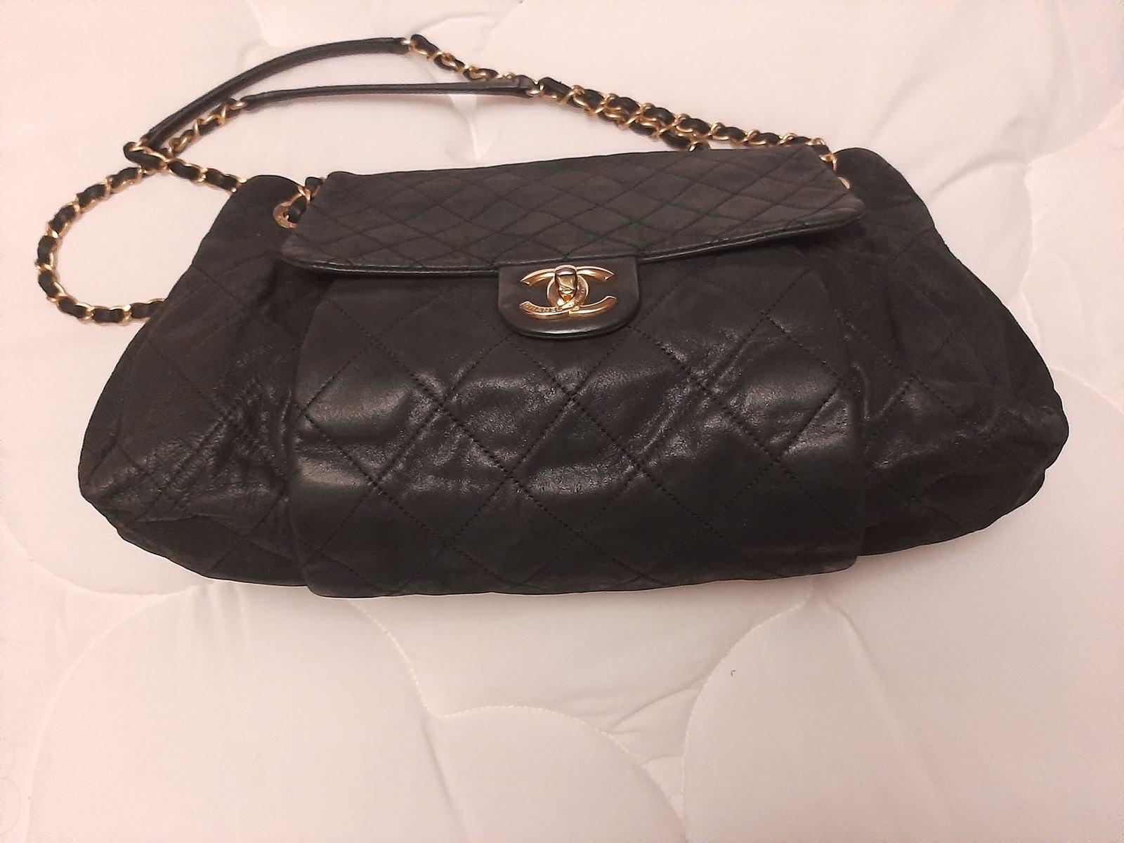 Chanel Dark Green Calfskin Shoulder Bag
